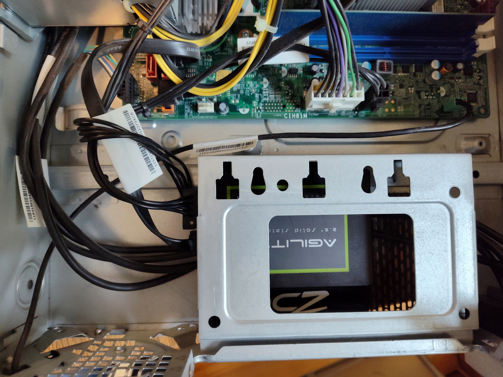 Lenovo H530s SFF Small Form Factor Desktop PC 4GB 256GB SSD Linux Mint 21.2 xfce - Image 3