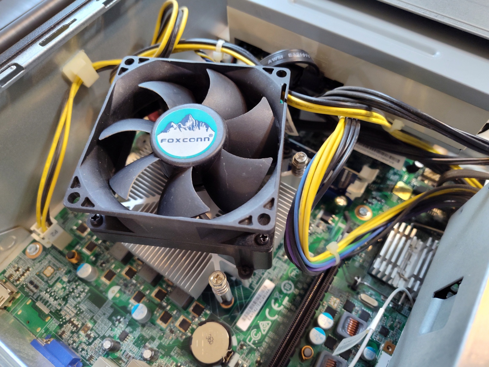 Lenovo H530s SFF Small Form Factor Desktop PC 4GB 256GB SSD Linux Mint 21.2 xfce - Image 6