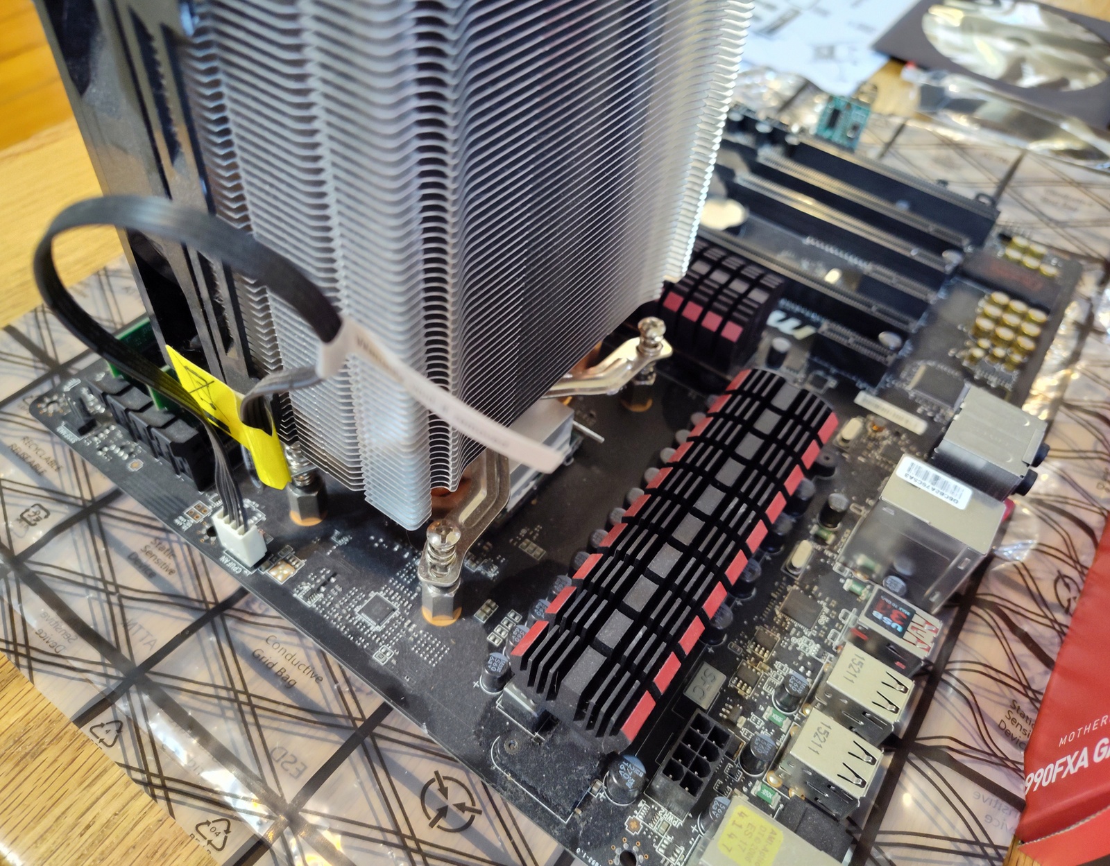 MSI 990FXA-GAMING Motherboard AMD FX-8350 CPU 16GB Crucial DDR3 RAM Kit TPM 2015 - Image 7