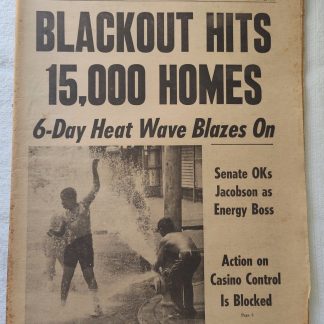 New York (Jersey) Daily News 19 July 1977 NYC Blackout 15,000 Homes Heat Wave