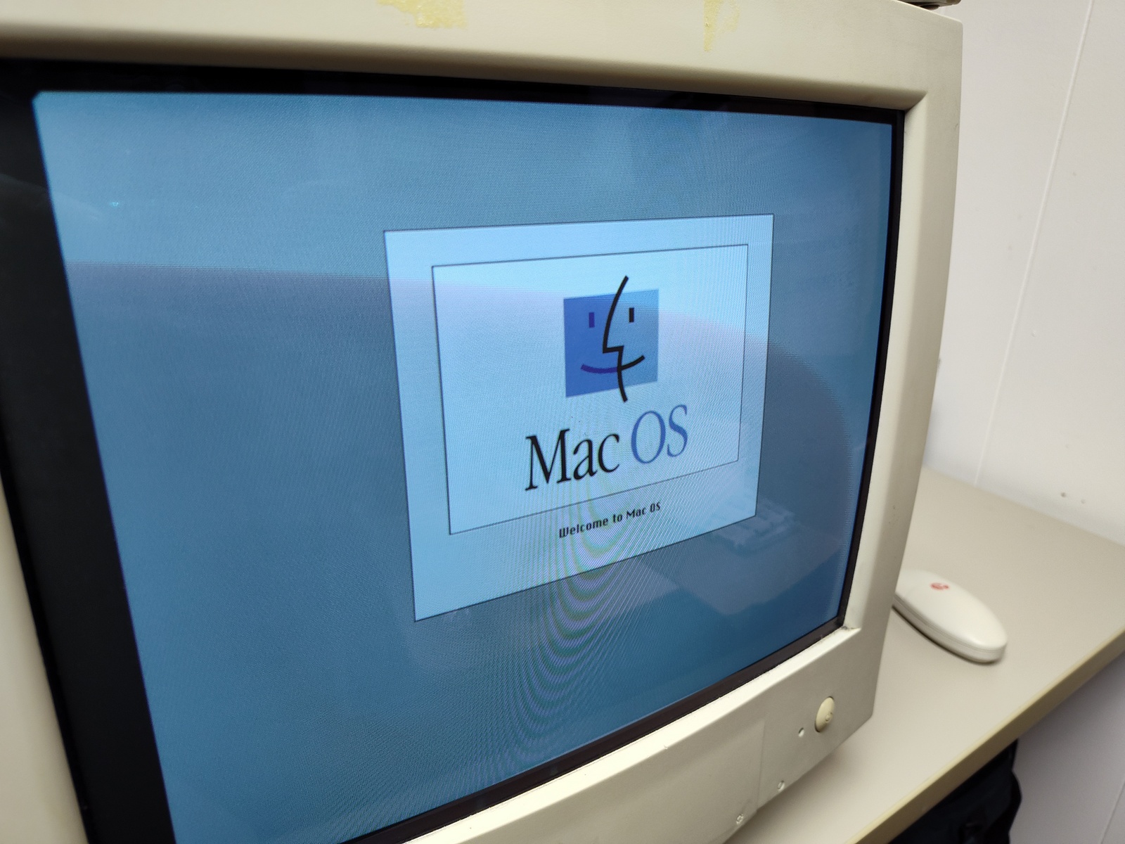 Apple Power Macintosh PowerMac 7100/80 80MHz PowerPC 601 72MB RAM 700MB HDD 1994 - Image 15