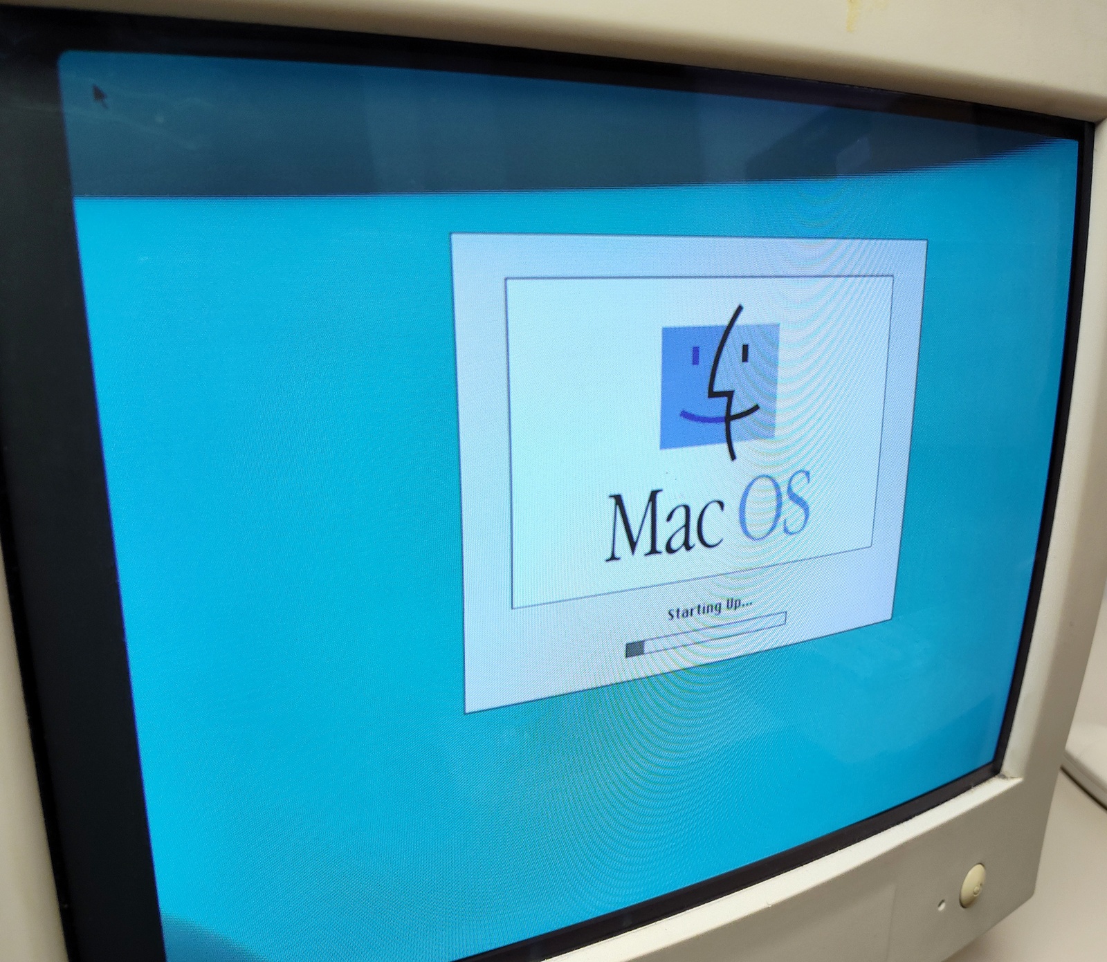 Apple Power Macintosh PowerMac 7100/80 80MHz PowerPC 601 72MB RAM 700MB HDD 1994 - Image 16