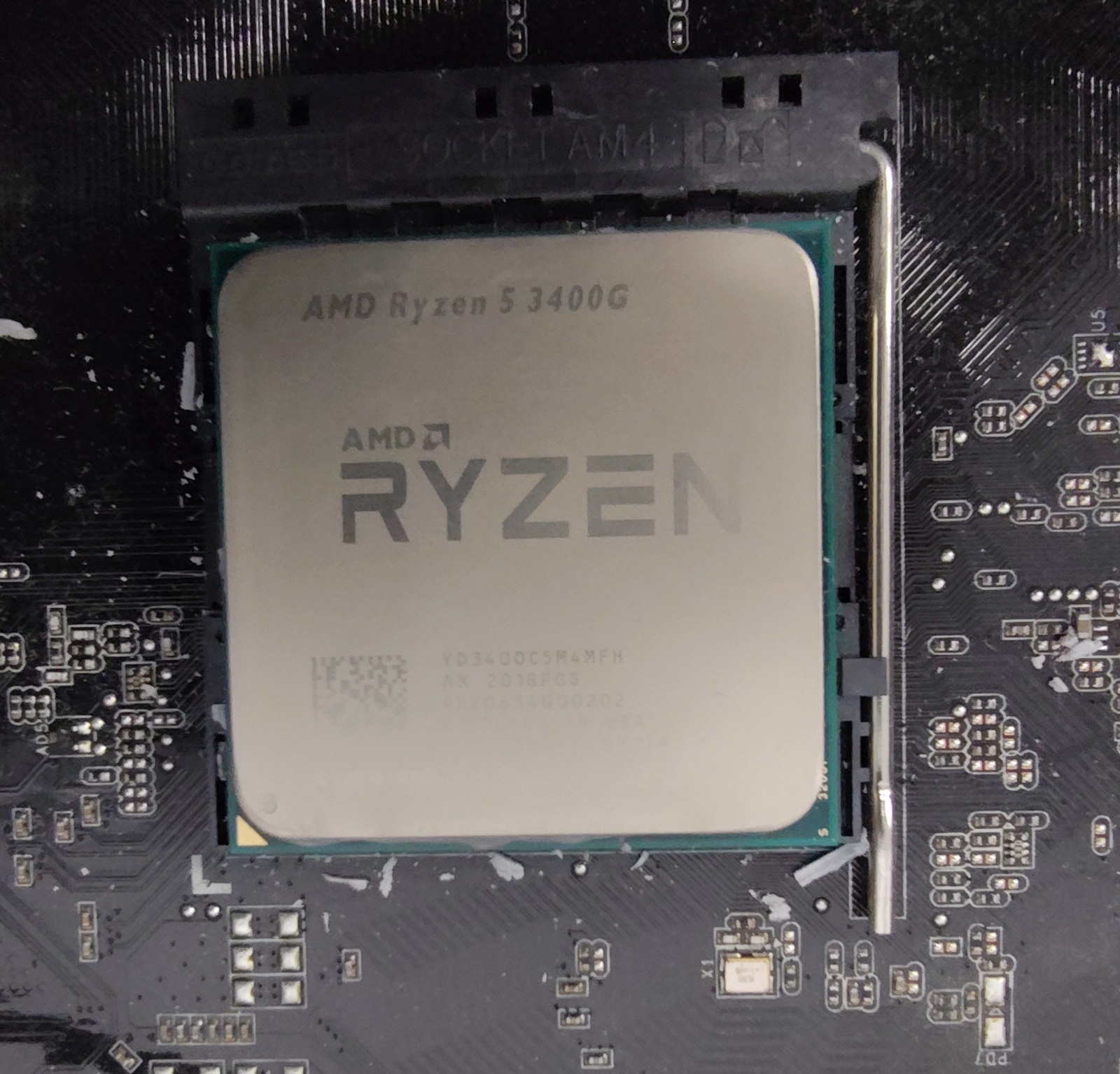 AMD Ryzen 5 3400G CPU APU Socket AM4 Processor YD3400C5FHBOX w/ Heatsink, Fan - Image 13