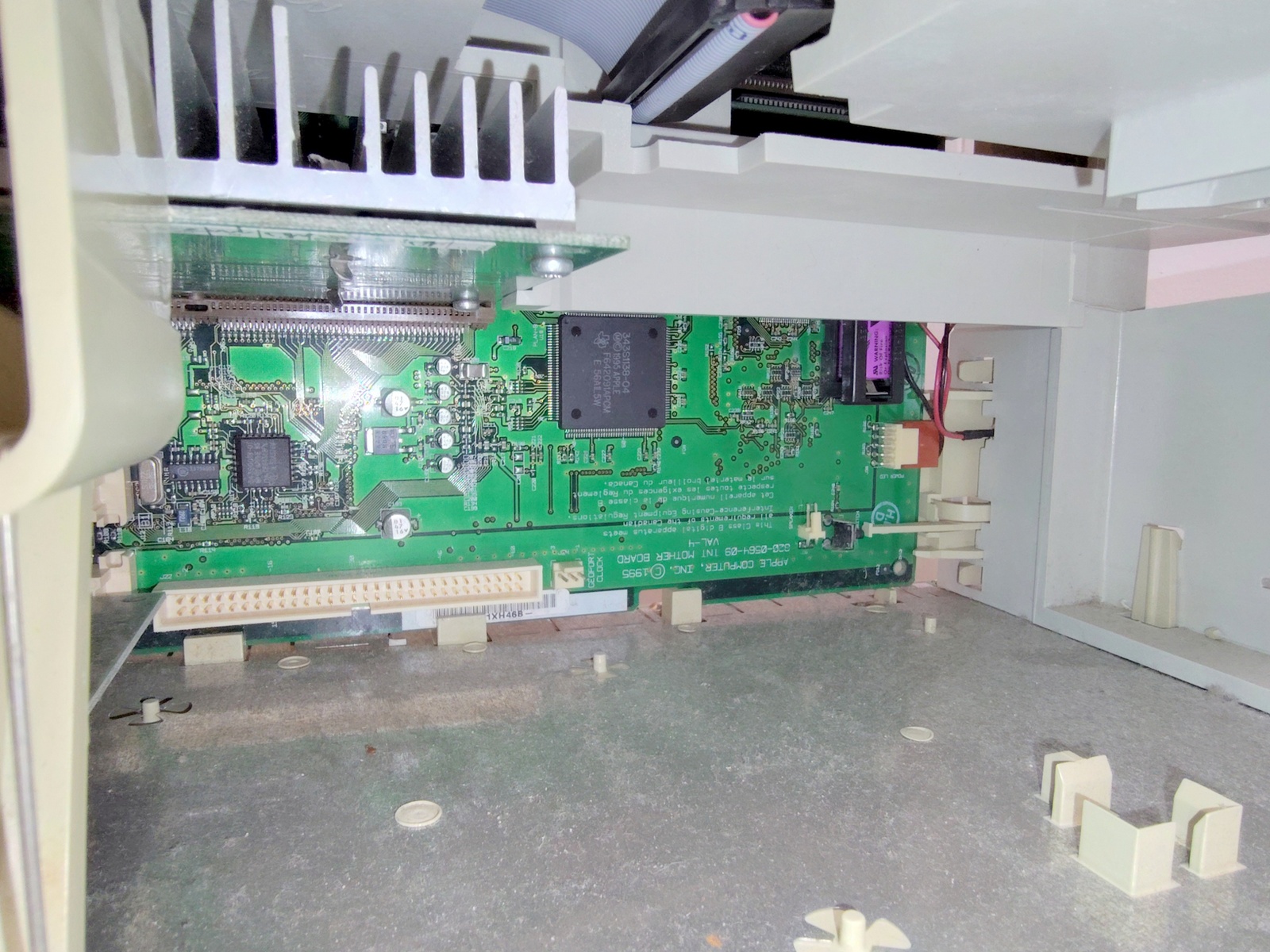 Apple Power Macintosh PowerMac 8500/120 120MHz PowerPC 604 ?MB RAM NO HD PARTS! - Image 18