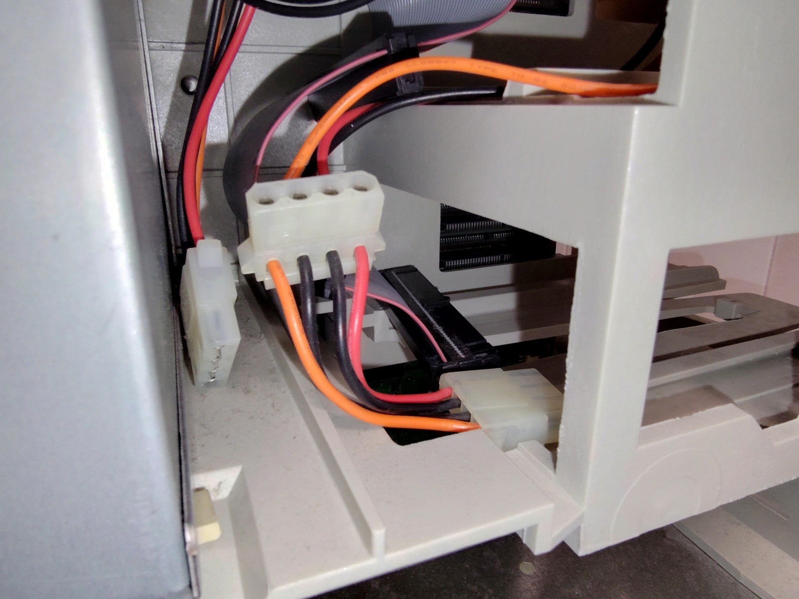 Apple Power Macintosh PowerMac 8500/120 120MHz PowerPC 604 ?MB RAM NO HD PARTS! - Image 19