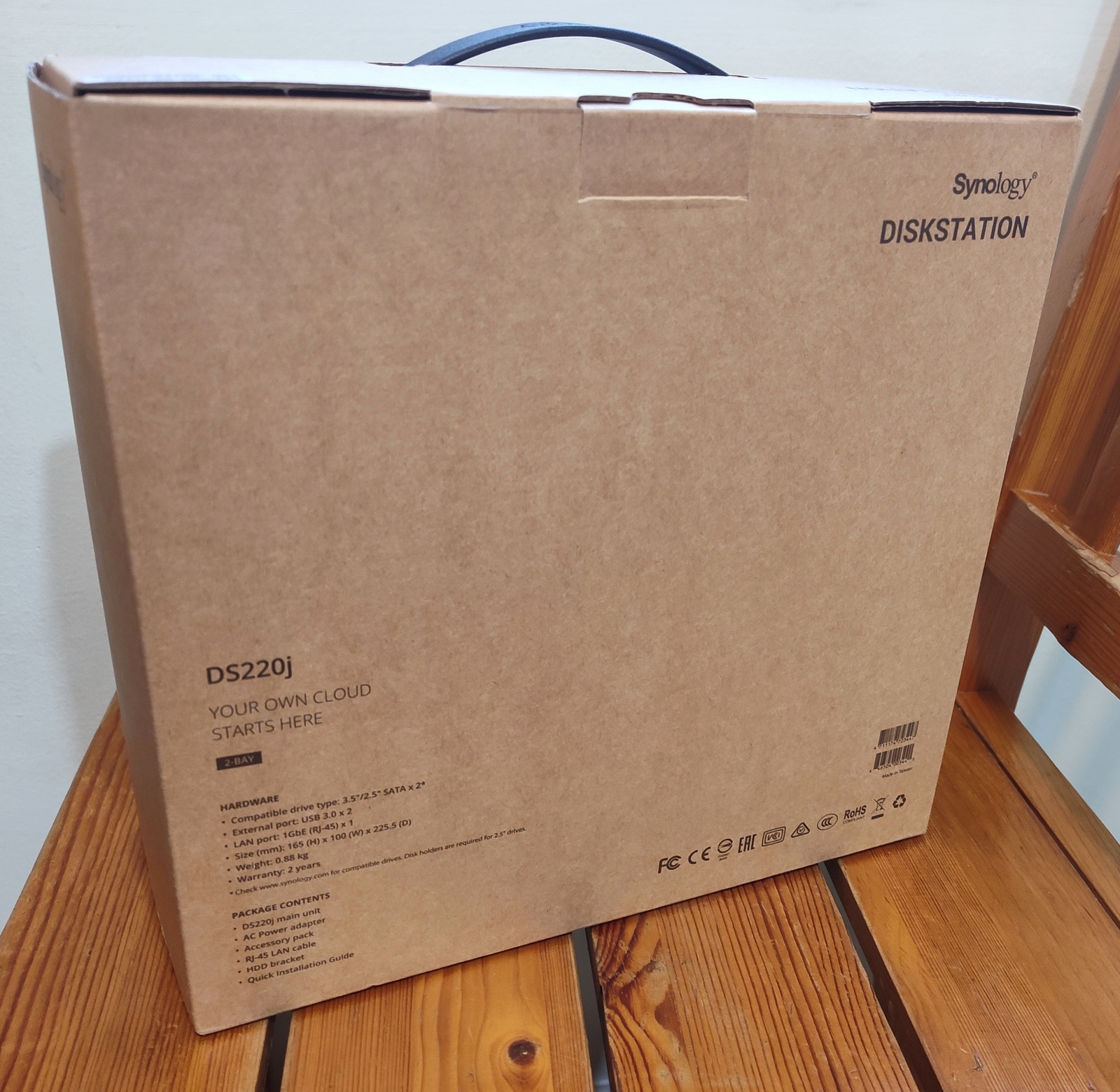 New in Box Old Stock Synology DS220J 2-Bay Diskless NAS Network Attached Storage - Image 4