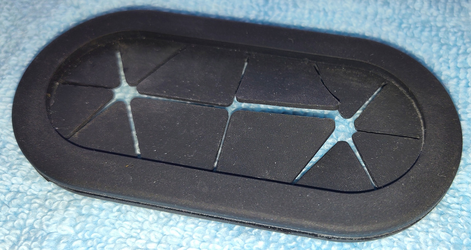 One Rounded Black Rubber Wire-Routing Grommet 4 Corsair Vengeance C70 PC Case