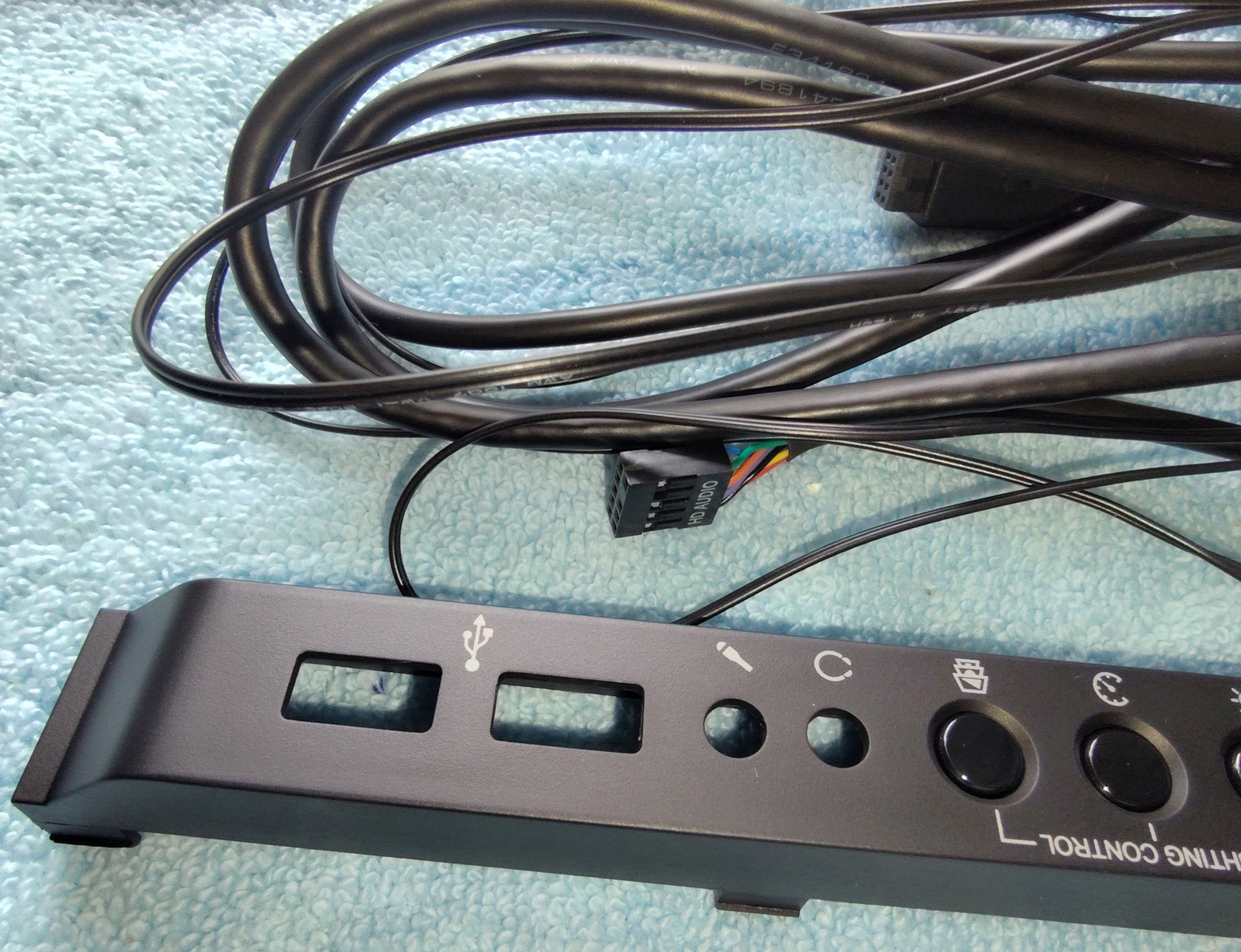 I/O IO Panel USB Audio Power Reset 4 Corsair Crystal 570X RGB Desktop PC Case - Image 3