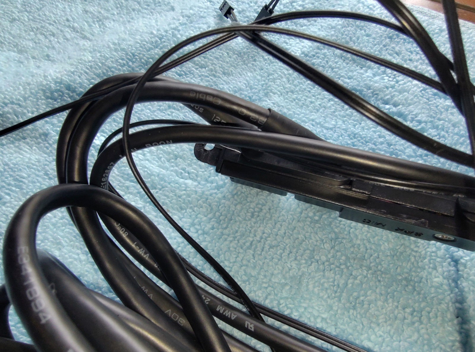 I/O IO Panel USB Audio Power Reset 4 Corsair Crystal 570X RGB Desktop PC Case - Image 8