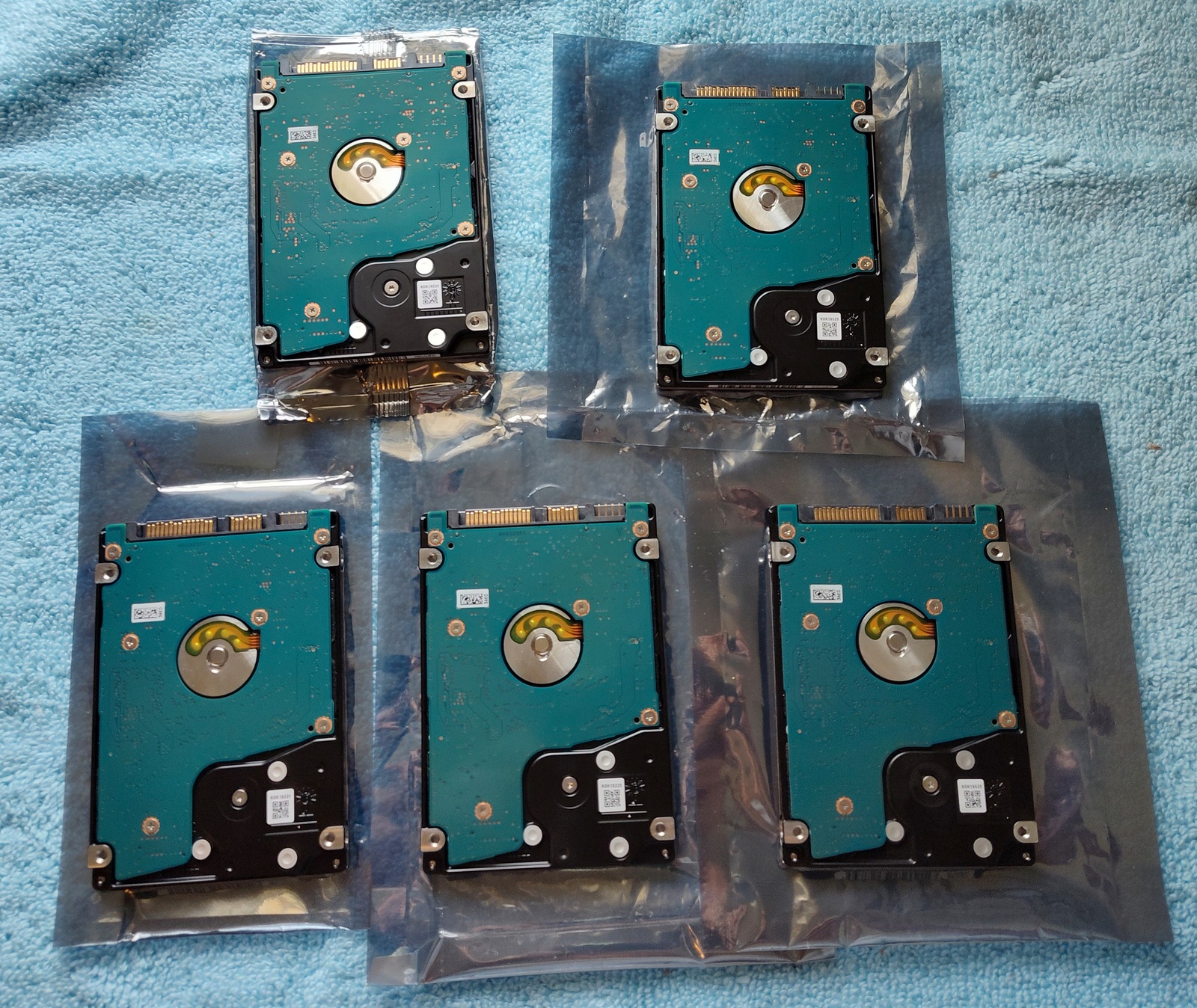 Lot of 5 500GB Notebook Laptop 2.5" SATA Hard Disk Drives Toshiba MQ01ACF050 - Image 5