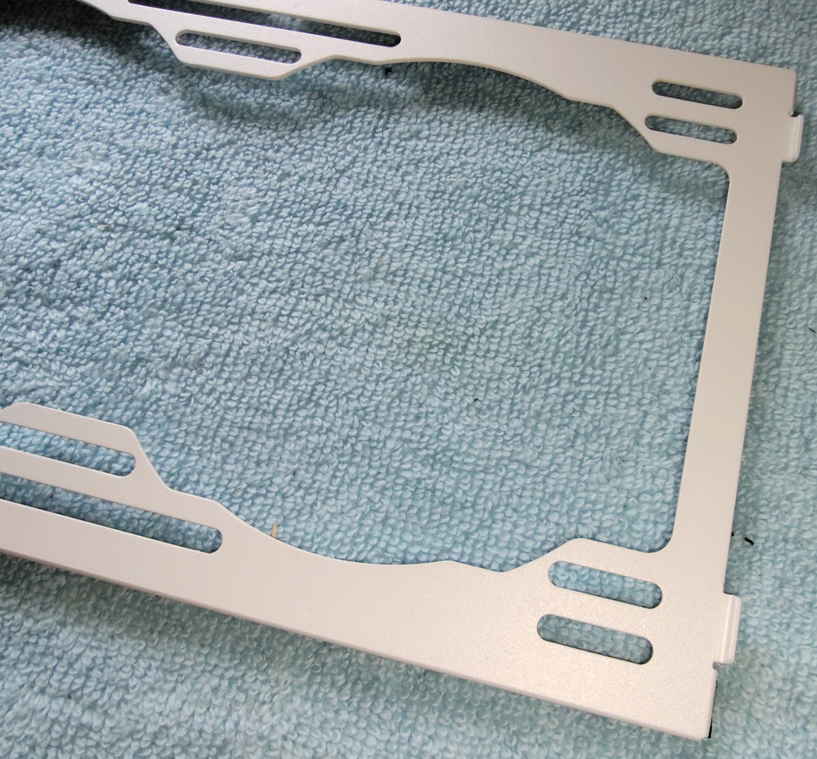 White Metal Side Cooling Fan Bracket Holder for Corsair 2000D Airflow Desktop Case - Image 6