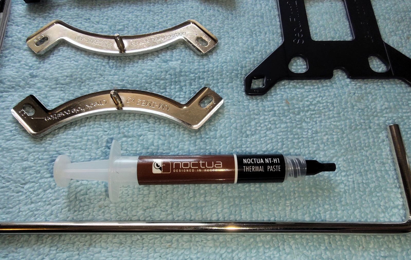 Noctua SecuFirm2 Intel Mounting Bracket Screws Parts for NH-L9x65 CPU Cooler - Image 2