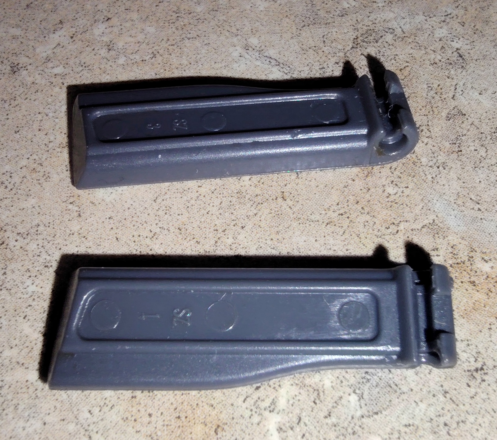 Black Plastic Feet Stands Props for Logitech K750 Wireless Solar Computer Keyboard - Image 6