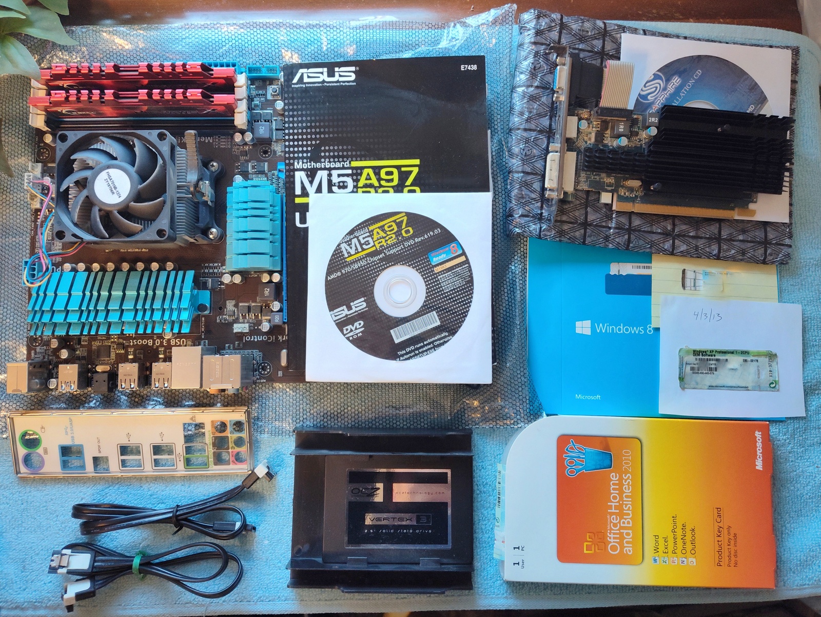 Asus M5A97 R2.0 ATX Motherboard AMD Athlon II X2 640 16GB RAM 2013 SSD Radeon ++