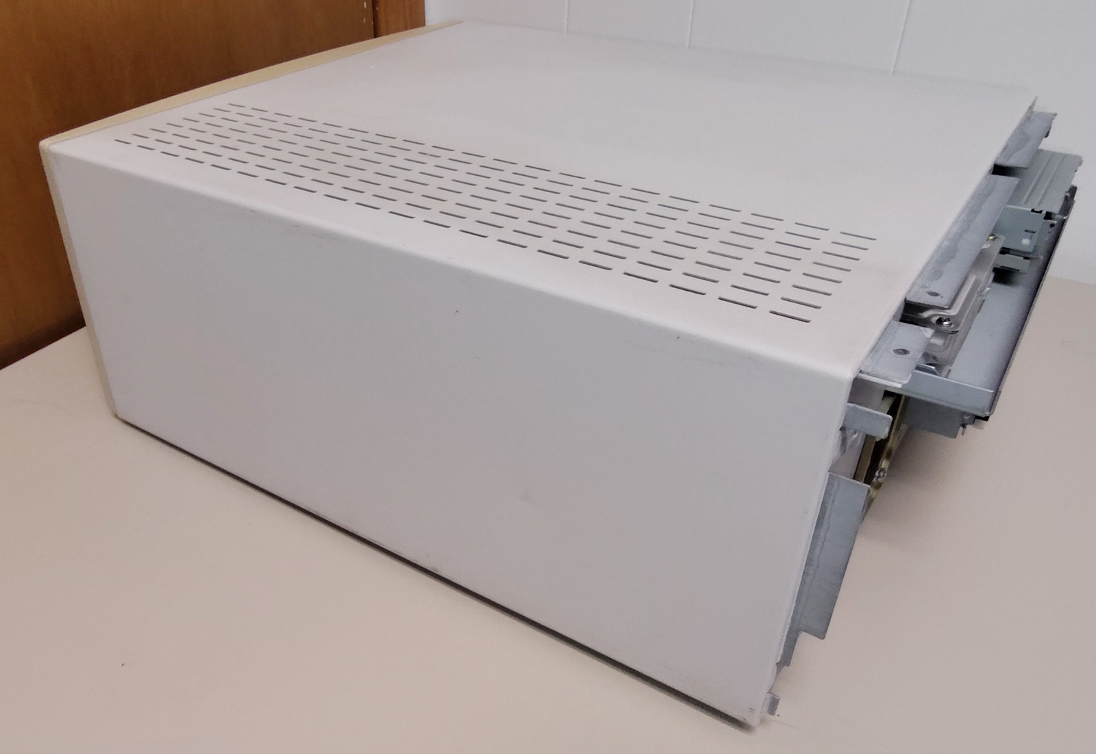 Apple Power Macintosh PowerMac 7100/80 80MHz PowerPC 601 72MB RAM 700MB HDD 1994 Parts/Repair - Image 9