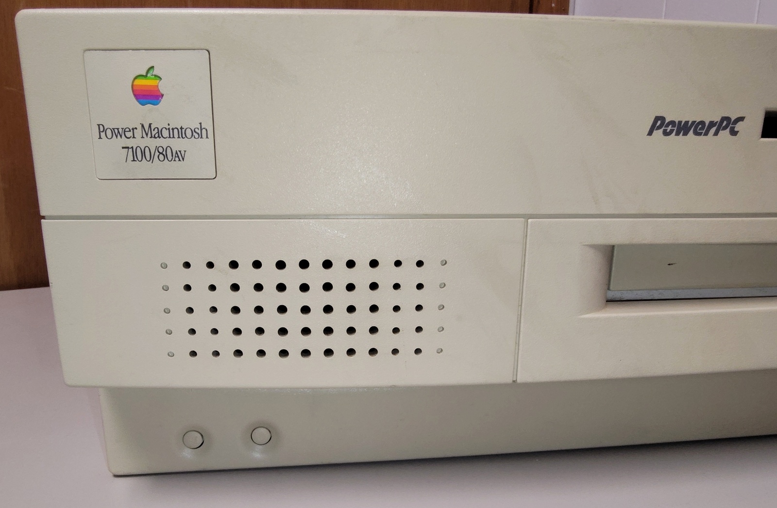 Apple Power Macintosh PowerMac 7100/80AV 80MHz PowerPC 601 ?MB RAM NO HDD 1994 - Image 2