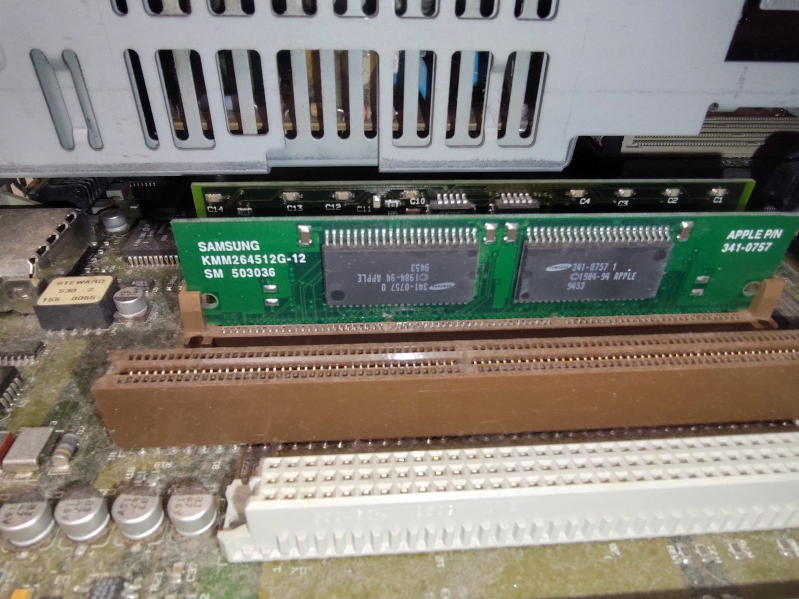 Apple Power Macintosh PowerMac 7100/80AV 80MHz PowerPC 601 ?MB RAM NO HDD 1994 - Image 20