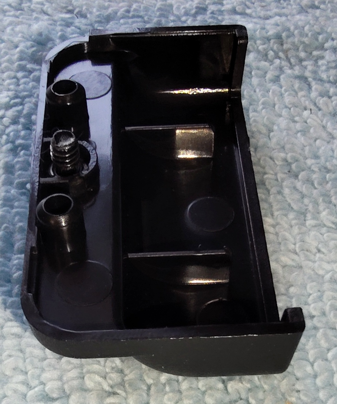 Black Plastic Vertical PCIe Slot Cover Plate Bracket for Corsair Crystal 680X RGB - Image 4