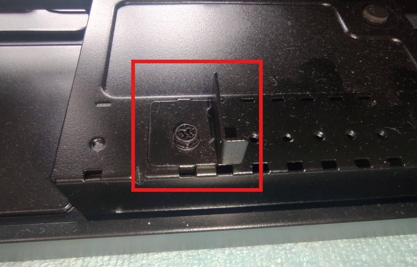 Black Metal Power Supply Retainer Bracket for Corsair 680X RGB Computer PC Case - Image 5