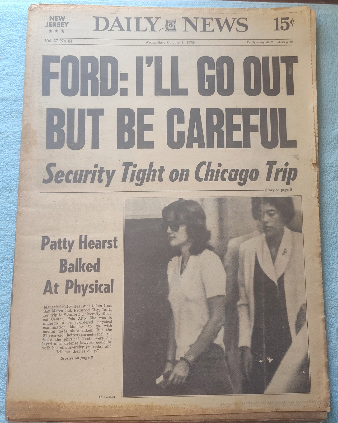 New York Daily News 1 Oct 1975 Patty Hearst Casey Stengel Ford Muhammad Ali ++