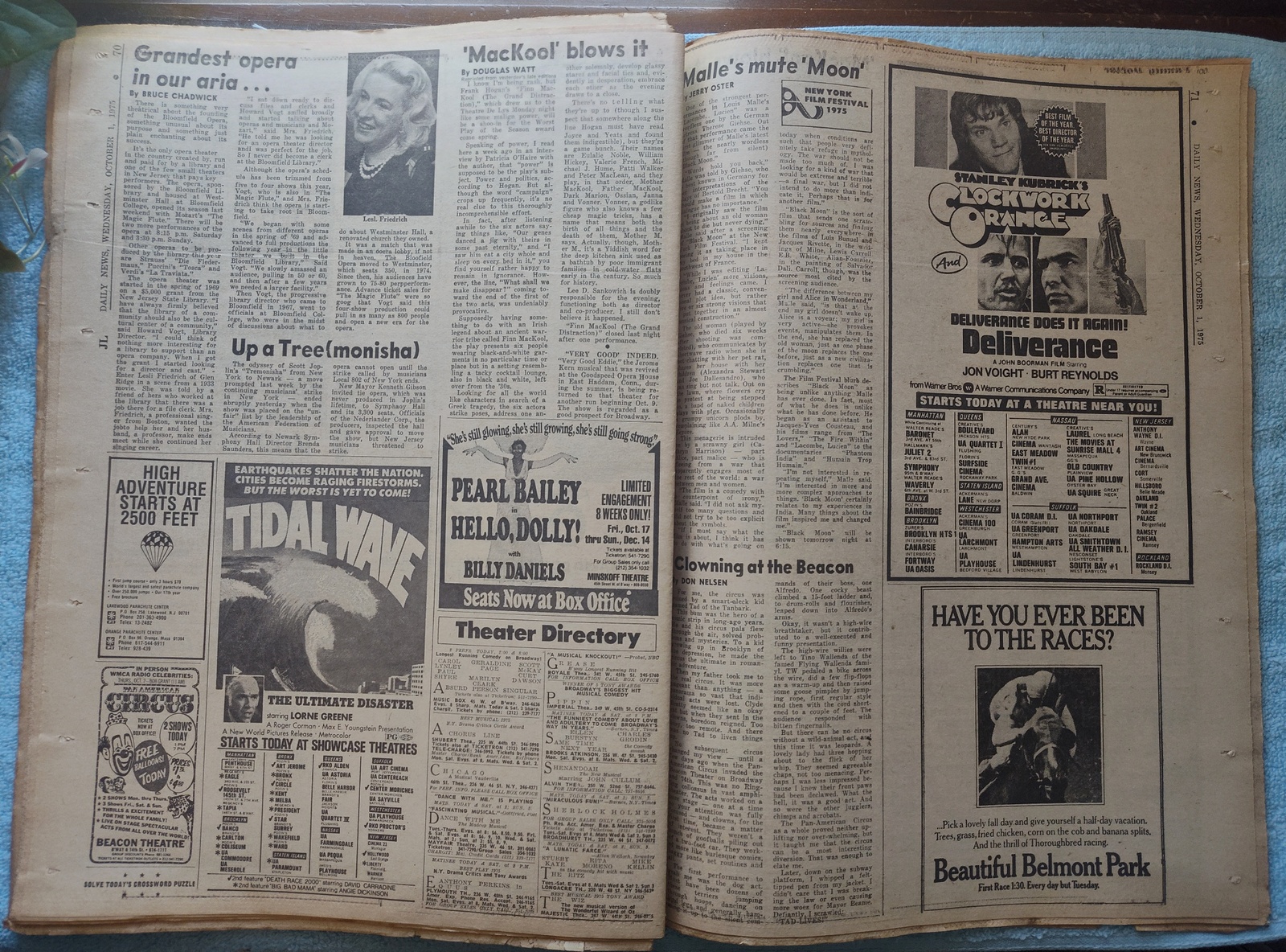 New York Daily News 1 Oct 1975 Patty Hearst Casey Stengel Ford Muhammad Ali ++ - Image 17