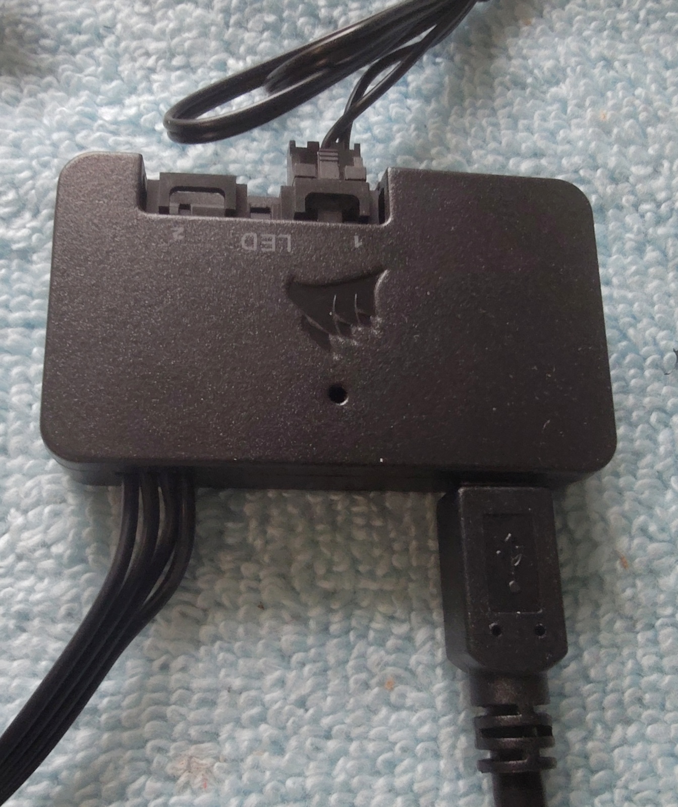 iCUE Lighting Node Pro RGB Controller, Hub for Corsair Crystal 680X Desktop Case - Image 2