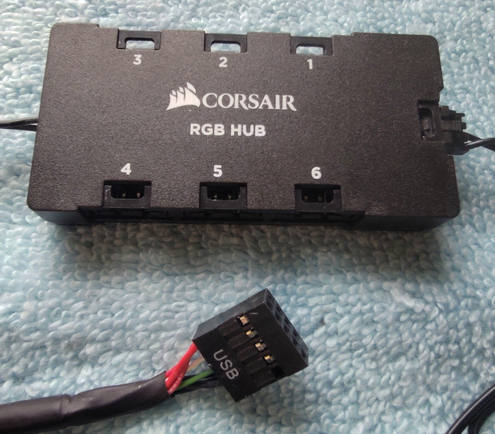 iCUE Lighting Node Pro RGB Controller, Hub for Corsair Crystal 680X Desktop Case - Image 4