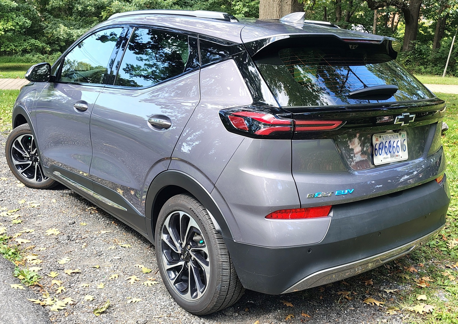 2022 Chevrolet Bolt EUV Premier Super Cruise Heated/Cooled Seats 89K - Image 7