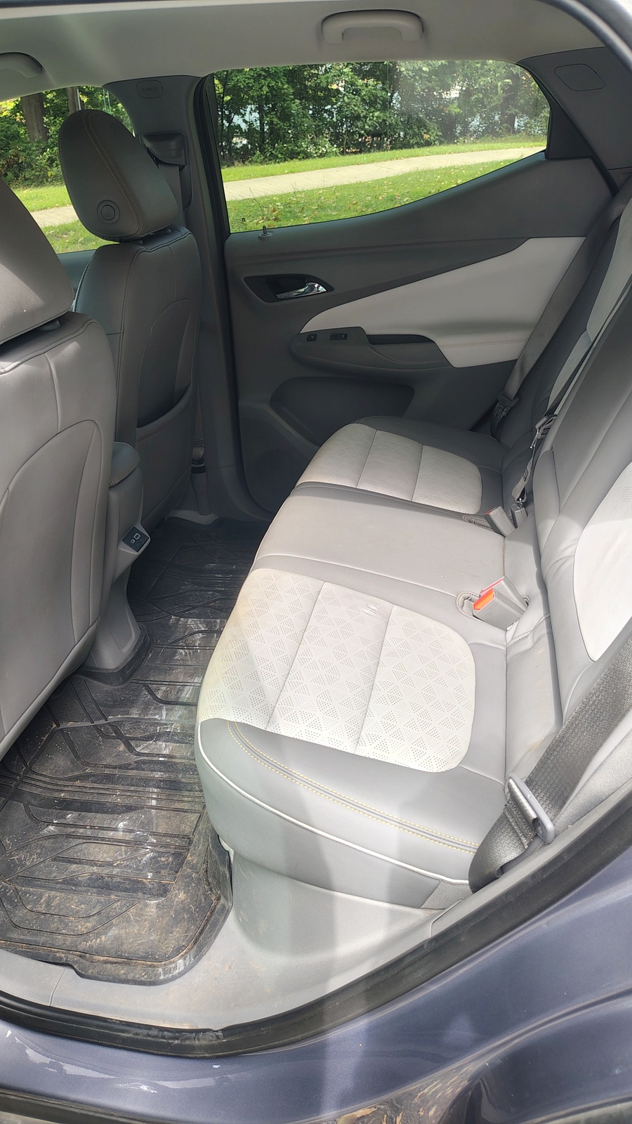 2022 Chevrolet Bolt EUV Premier Super Cruise Heated/Cooled Seats 89K - Image 13