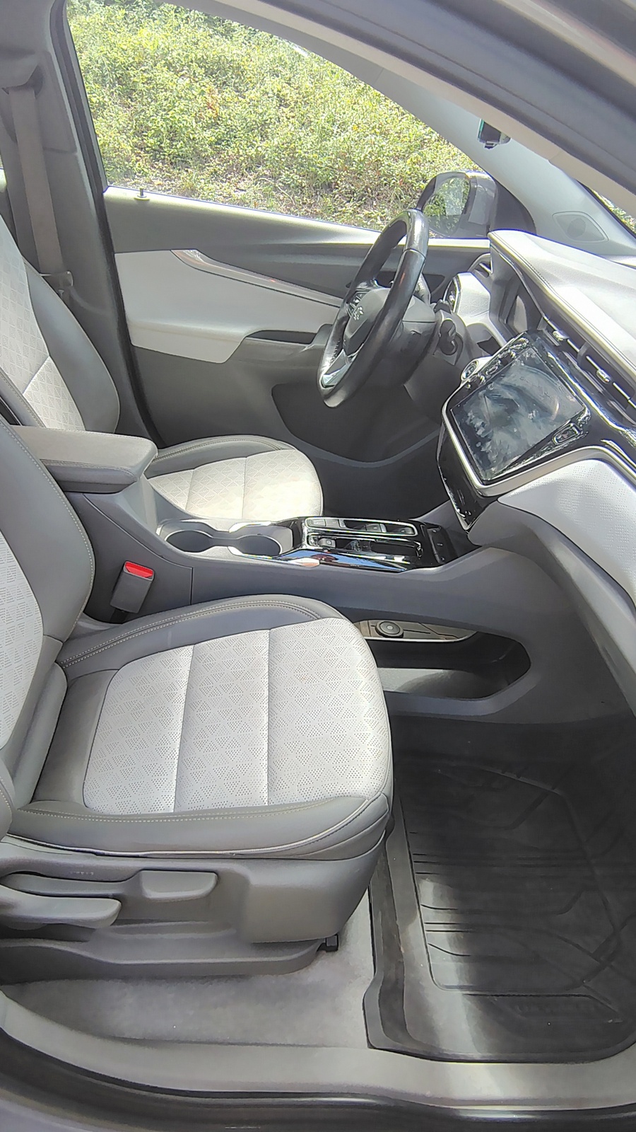 2022 Chevrolet Bolt EUV Premier Super Cruise Heated/Cooled Seats 89K - Image 27