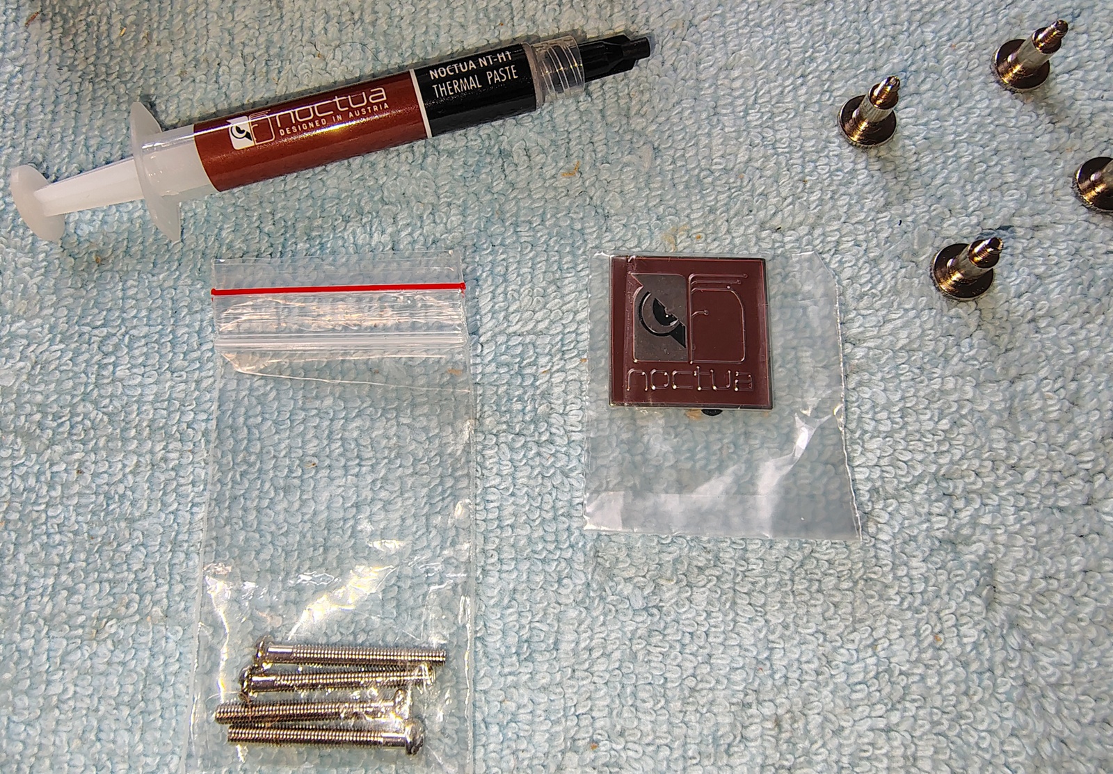 Noctua NH-L9a-AM4 Low Profile CPU Cooler for AMD Socket AM4 w/ screws, plate ++ - Image 2