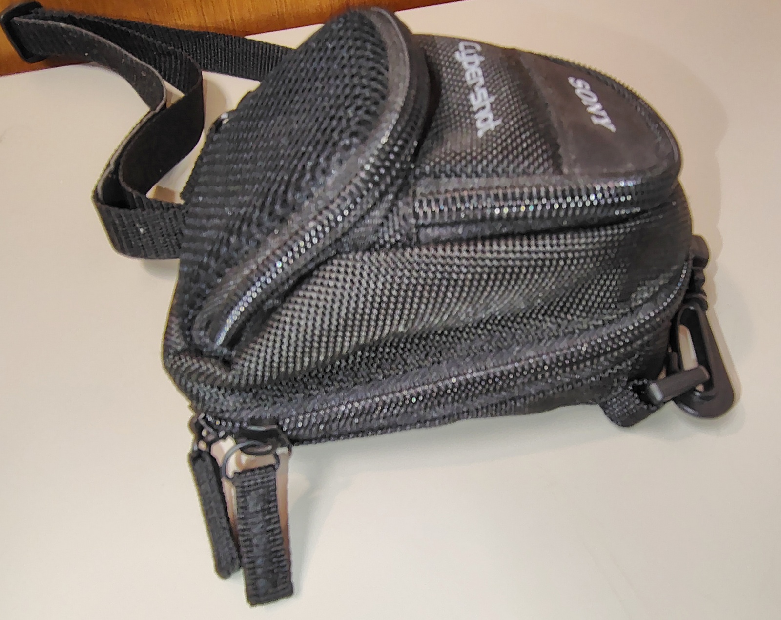 Black Sony Cyber Shot Camera Carry Bag Case 3 Pocket Pouch Zipper Shoulder Strap - Image 3