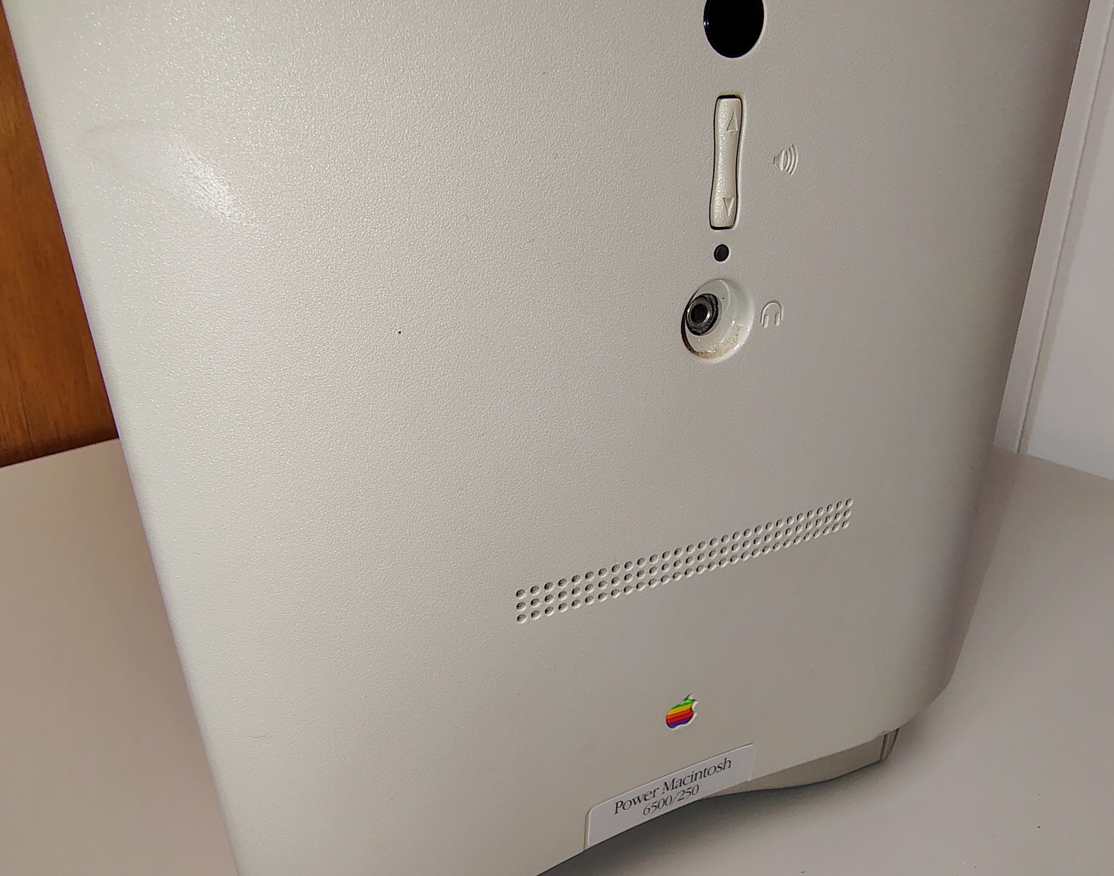 Apple Power Macintosh PowerMac 6500/250 250MHz PowerPC 603e 32MB RAM HDD 1997 - Image 3