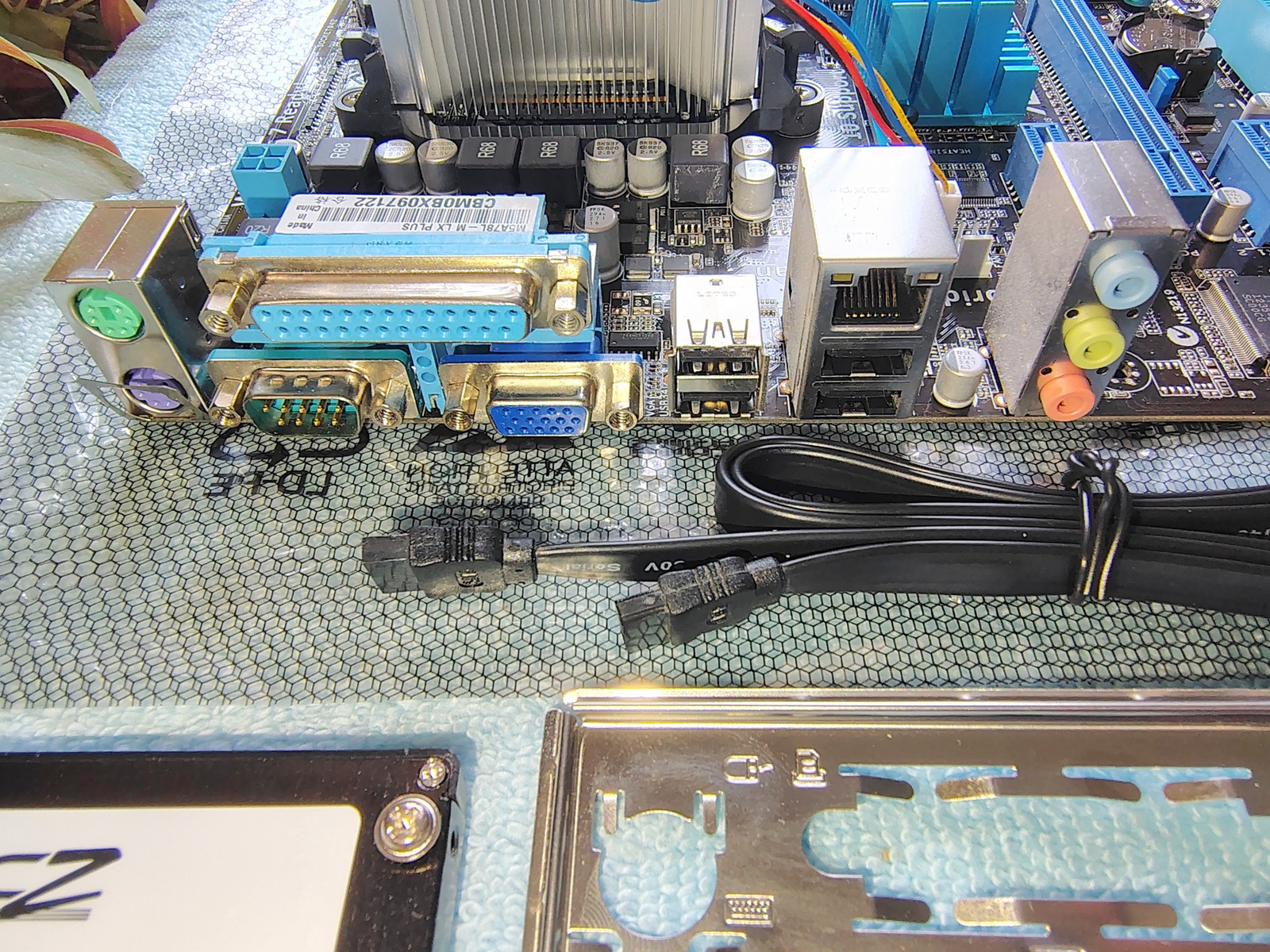 Asus M5A78L-M LX PLUS AMD Athlon II X4 640 8GB RAM 2012 SSD Windows 8 Office 2010 - Image 4