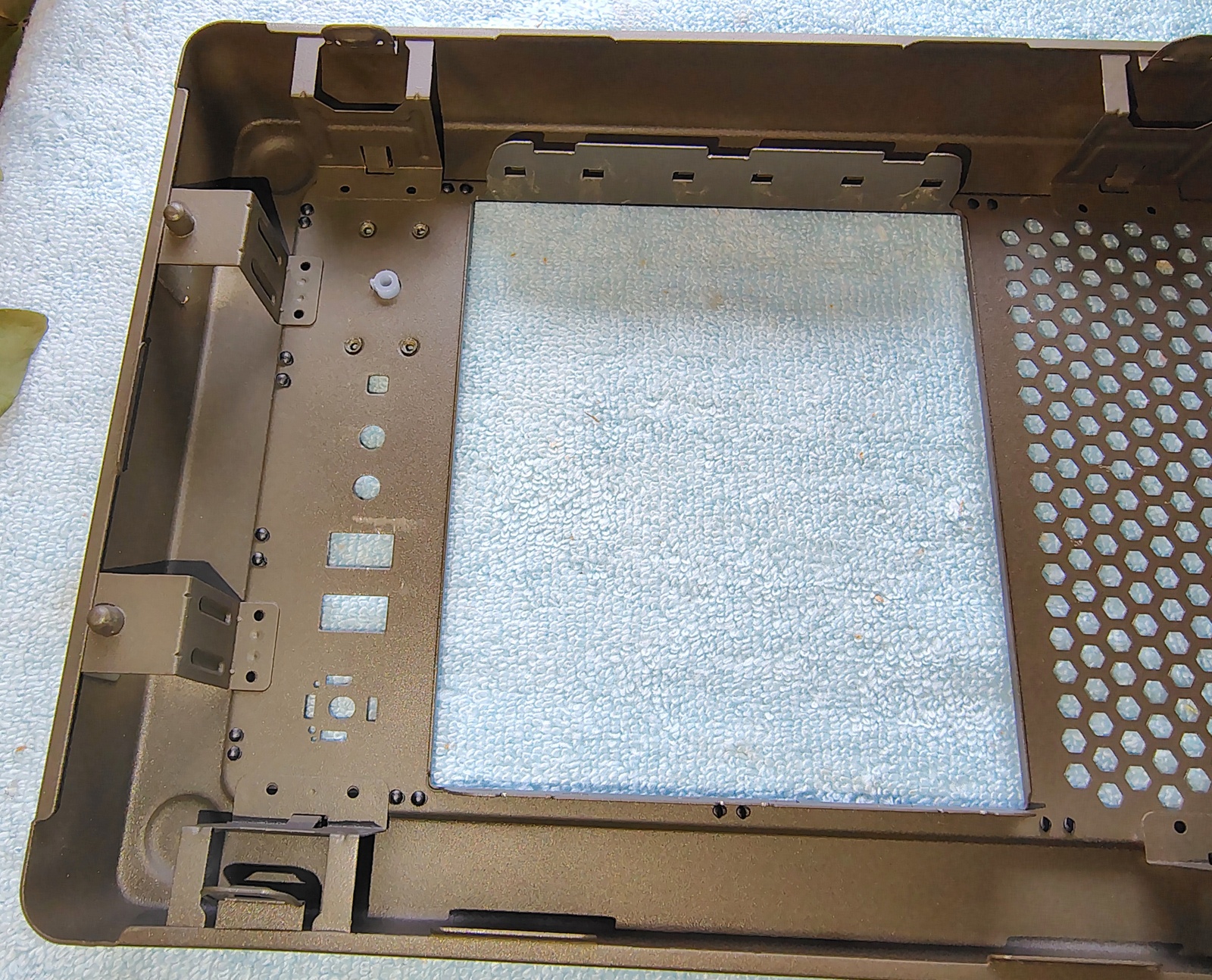 Scratched Green Steel Metal Front Panel Fascia Cover For Corsair Vengeance C70 PC Cases - Image 10