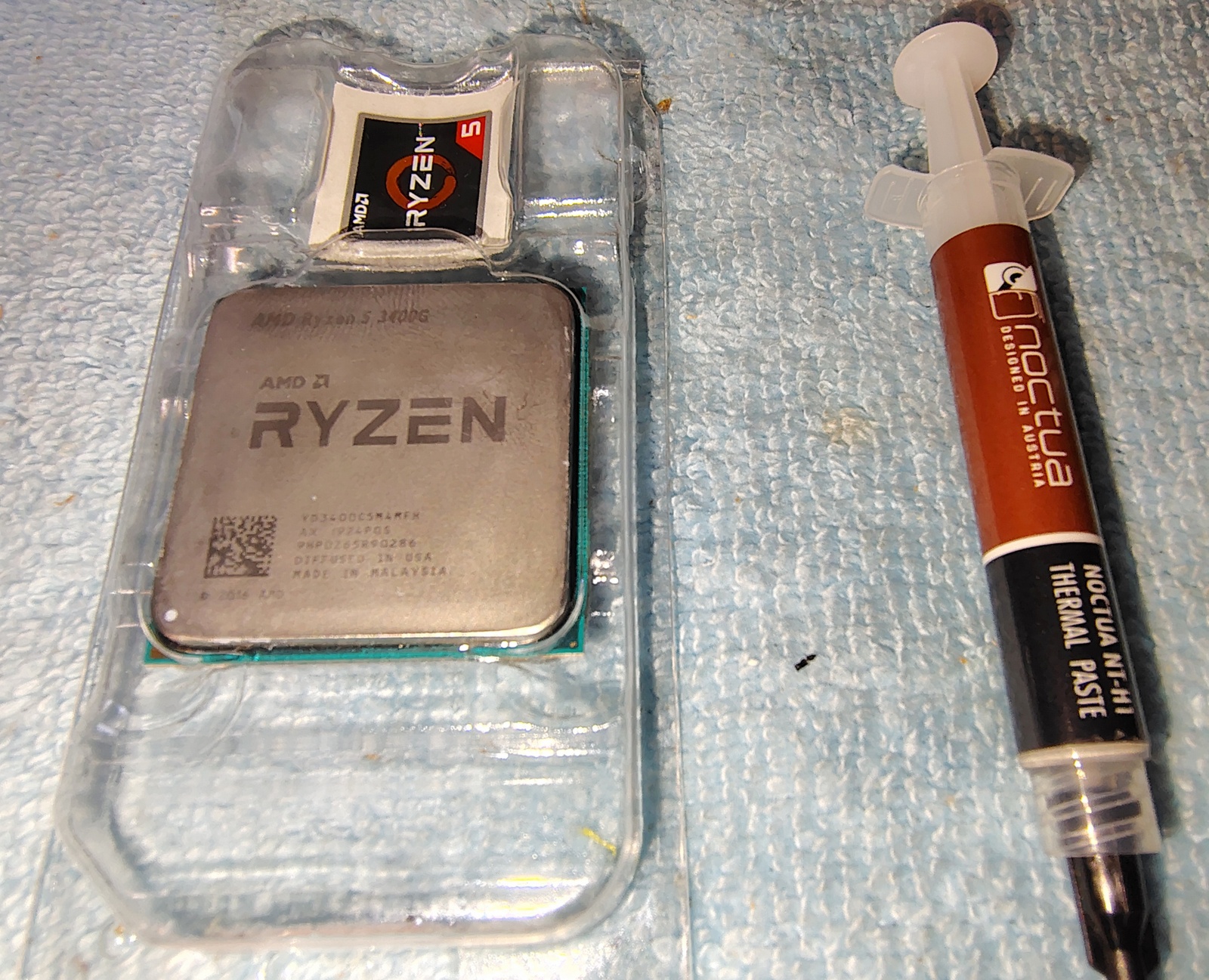 AMD Ryzen 5 3400G CPU APU Socket AM4 Processor YD3400C5FHBOX w/ Heatsink, Fan - Image 3