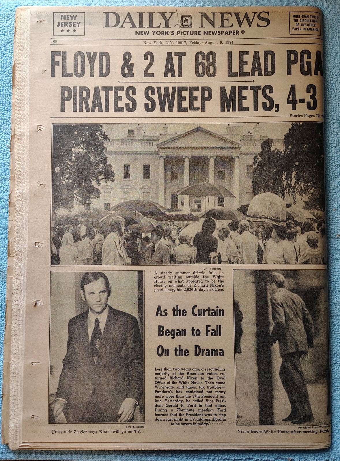 New York Daily News 9 August 1974 Nixon Resigns Special Pullout Toyota Celica Ad - Image 3