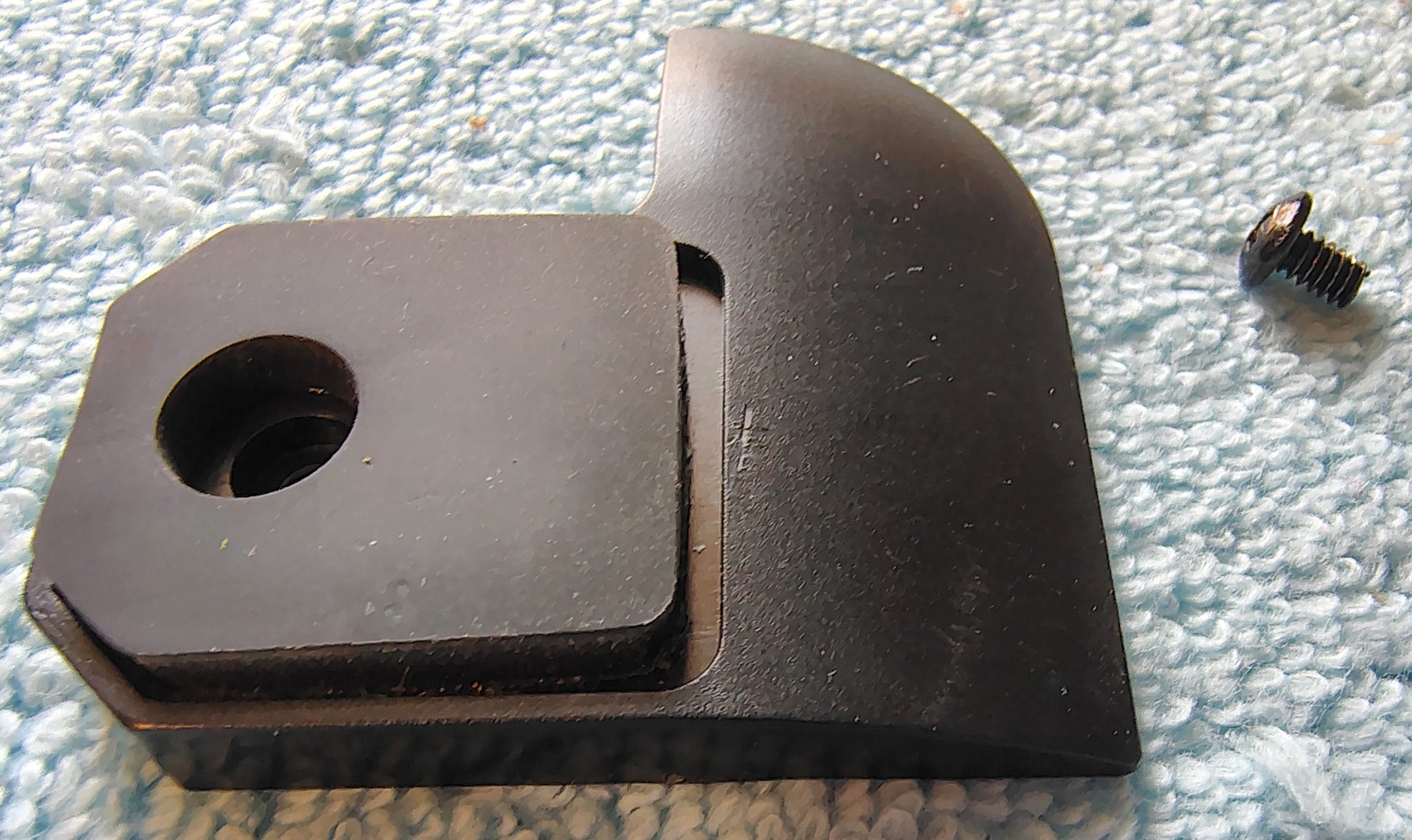 1 Used Black Plastic Type B Foot w/ Screw for Fractal Design Node 804 PC Case - Image 2