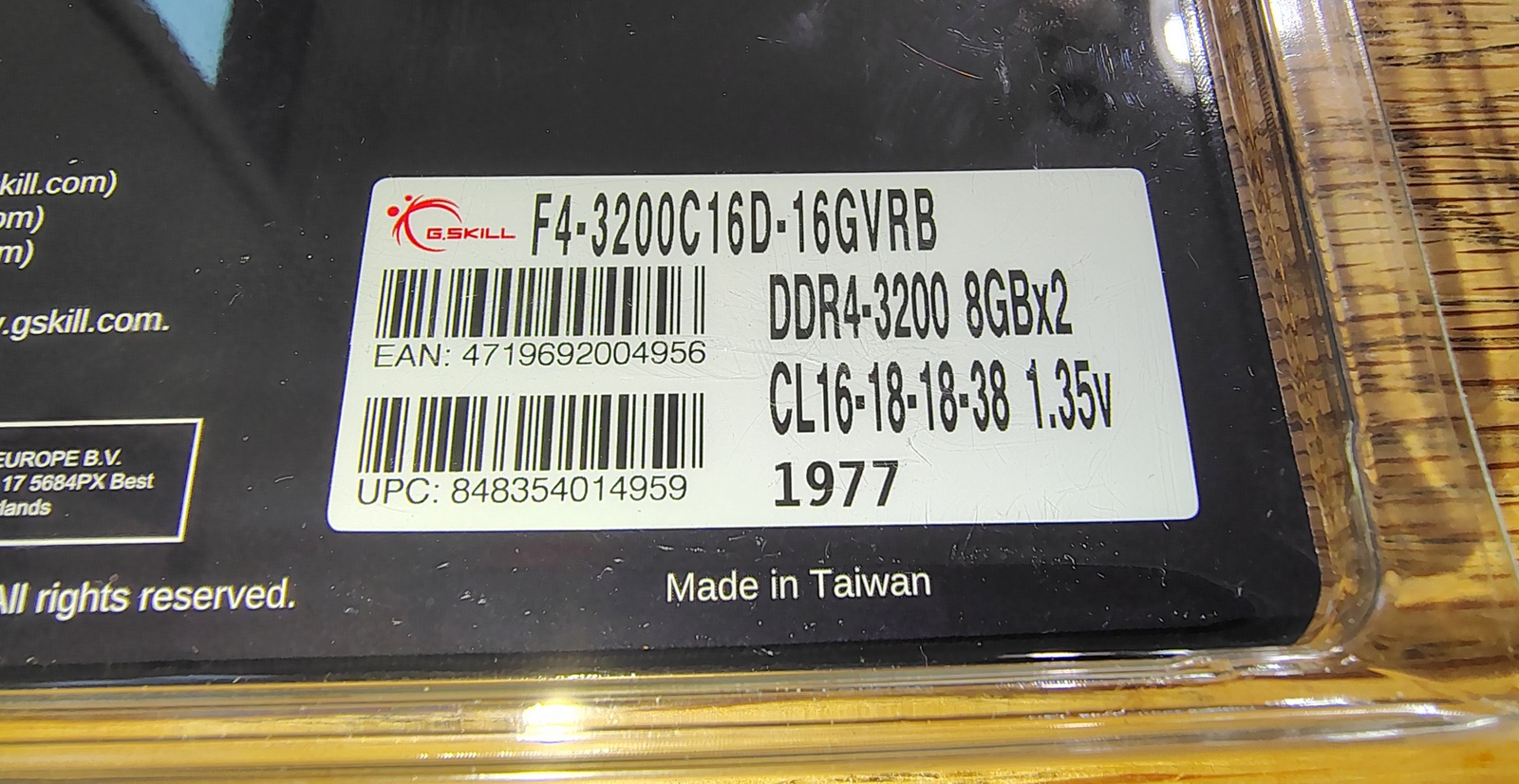 G.Skill Ripjaws V 16GB Kit, 2 x 8GB DDR4-3200 F4-3200C16D-16GVRB Memory RAM 2025 - Image 5