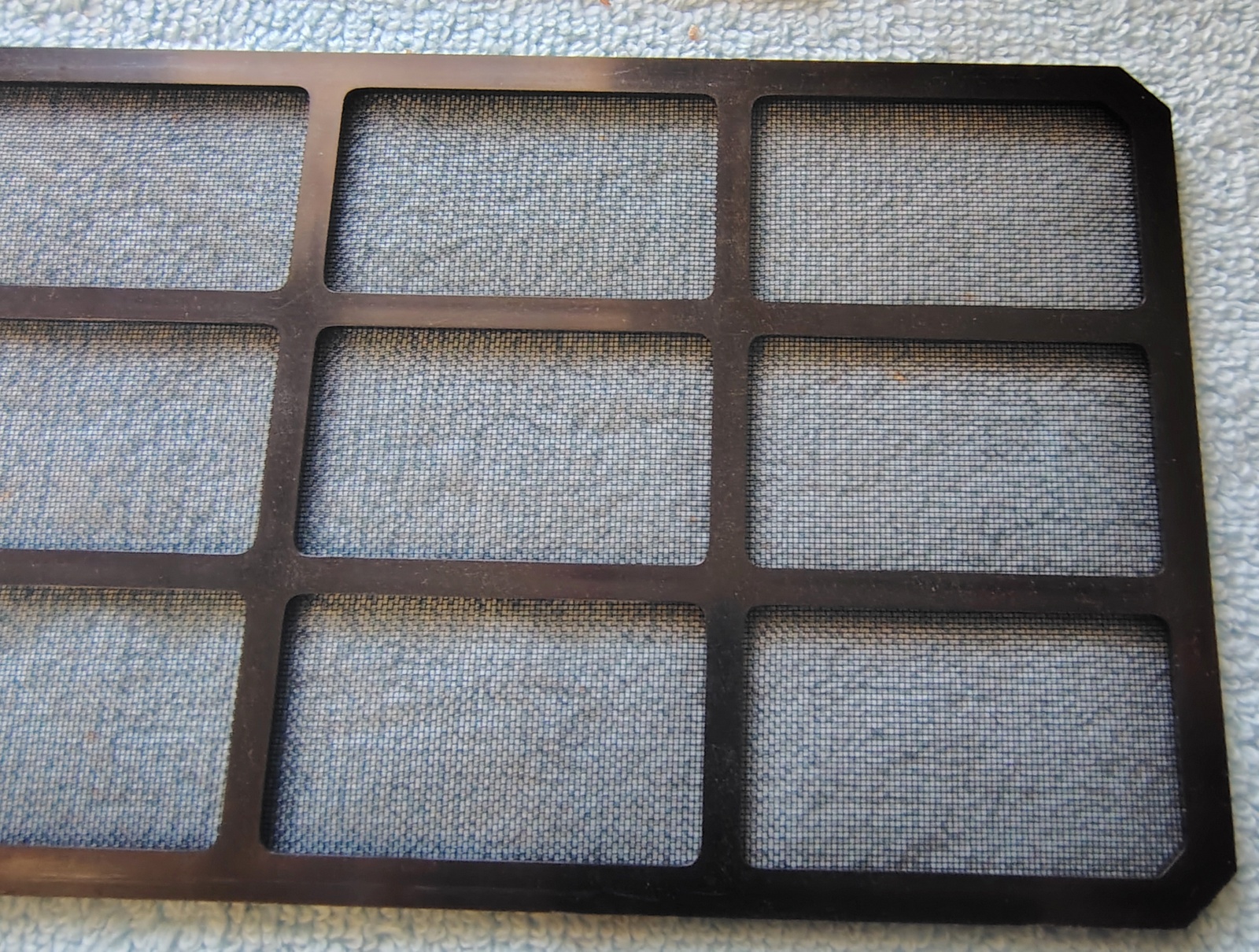 Set of 2 Bottom Black Plastic Dust Filters for Fractal Design Node 804 PC Case - Image 3