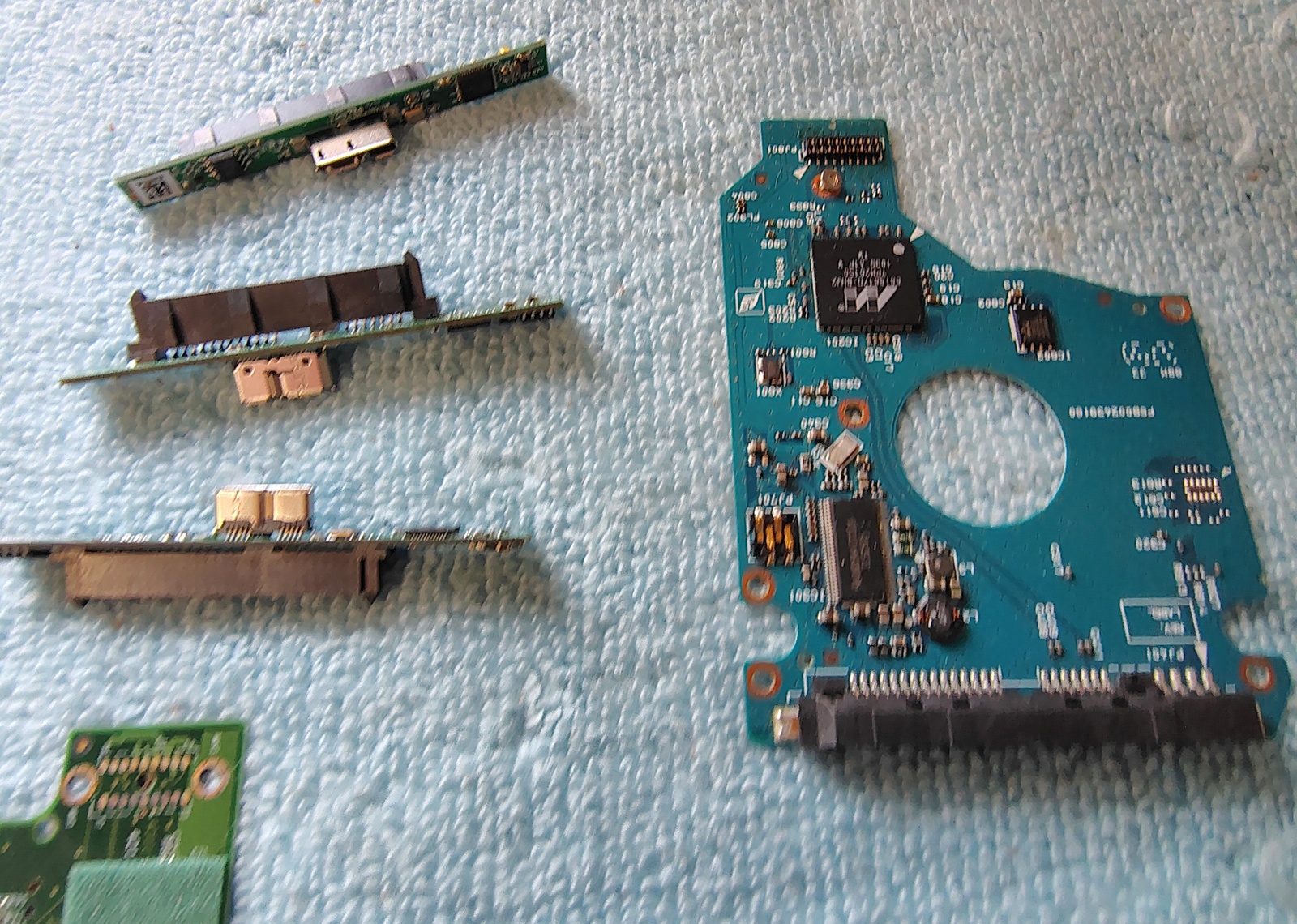 Scrap Gold Recovery Parts HDD Hard Disk Drive Circuit Controller Boards Lot of 17 - Image 4