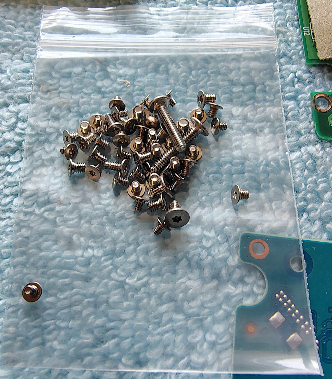 Scrap Gold Recovery Parts HDD Hard Disk Drive Circuit Controller Boards Lot of 17 - Image 7