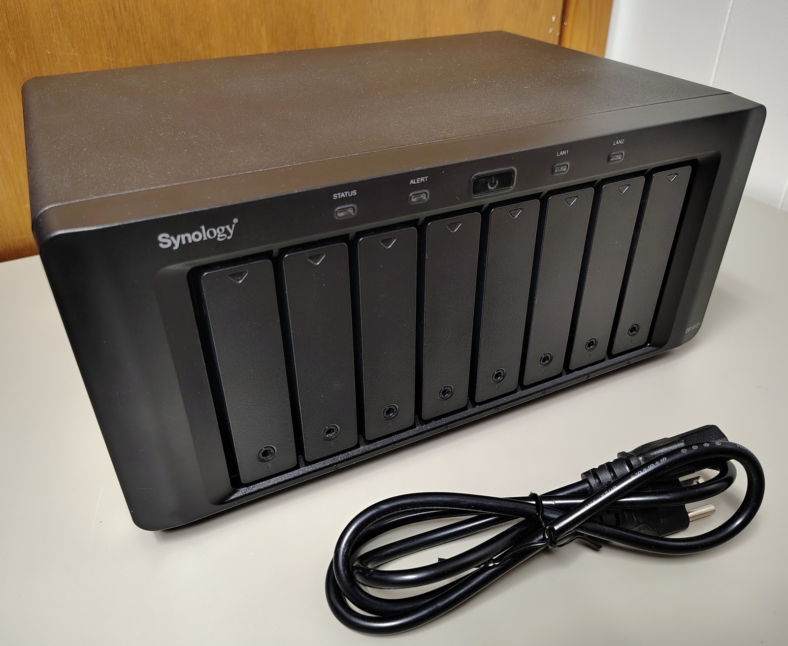 Synology DiskStation DS1812+ 8 Bay NAS Network Attached Storage 12TB (3 x 4TB)