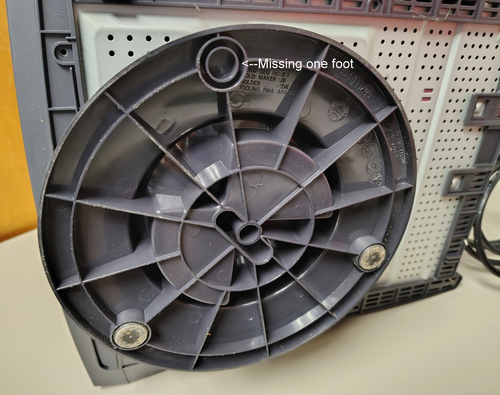 Used Dell E771a Black 17" CRT Monitor Computer Screen 2001 VGA 1024x786 Malaysia - Image 9