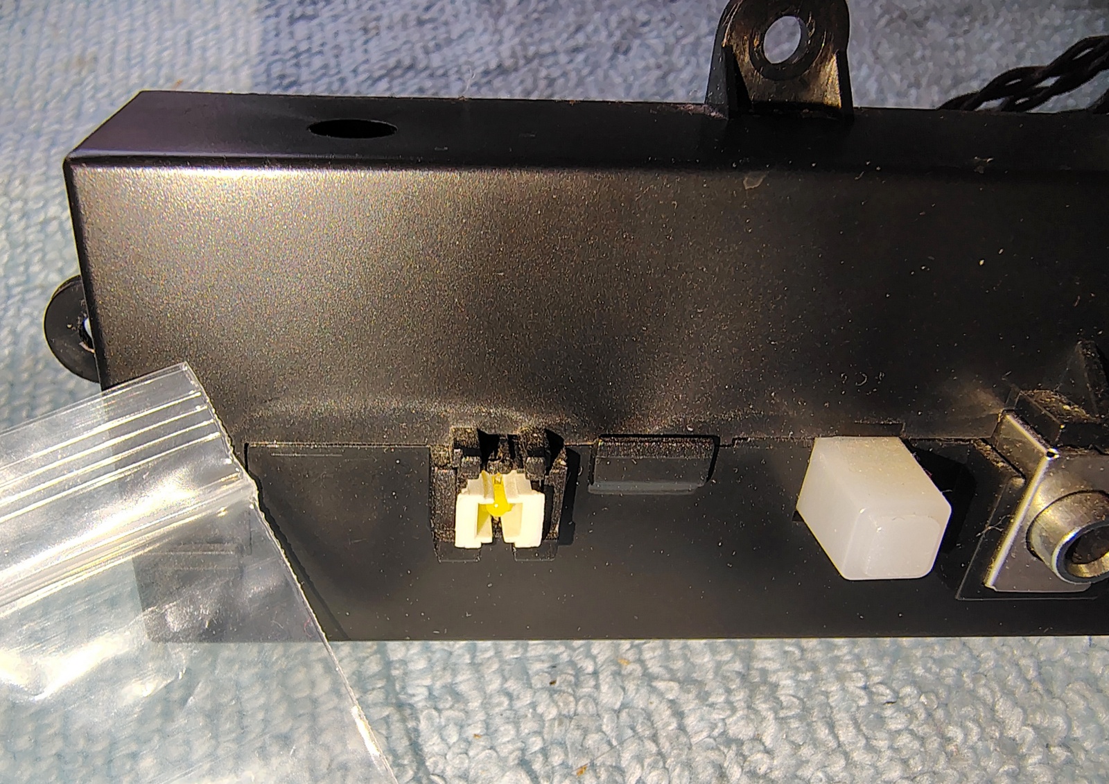 Used I/O IO Panel USB Audio Power Reset for Corsair Vengeance C70 Desktop Case - Image 4