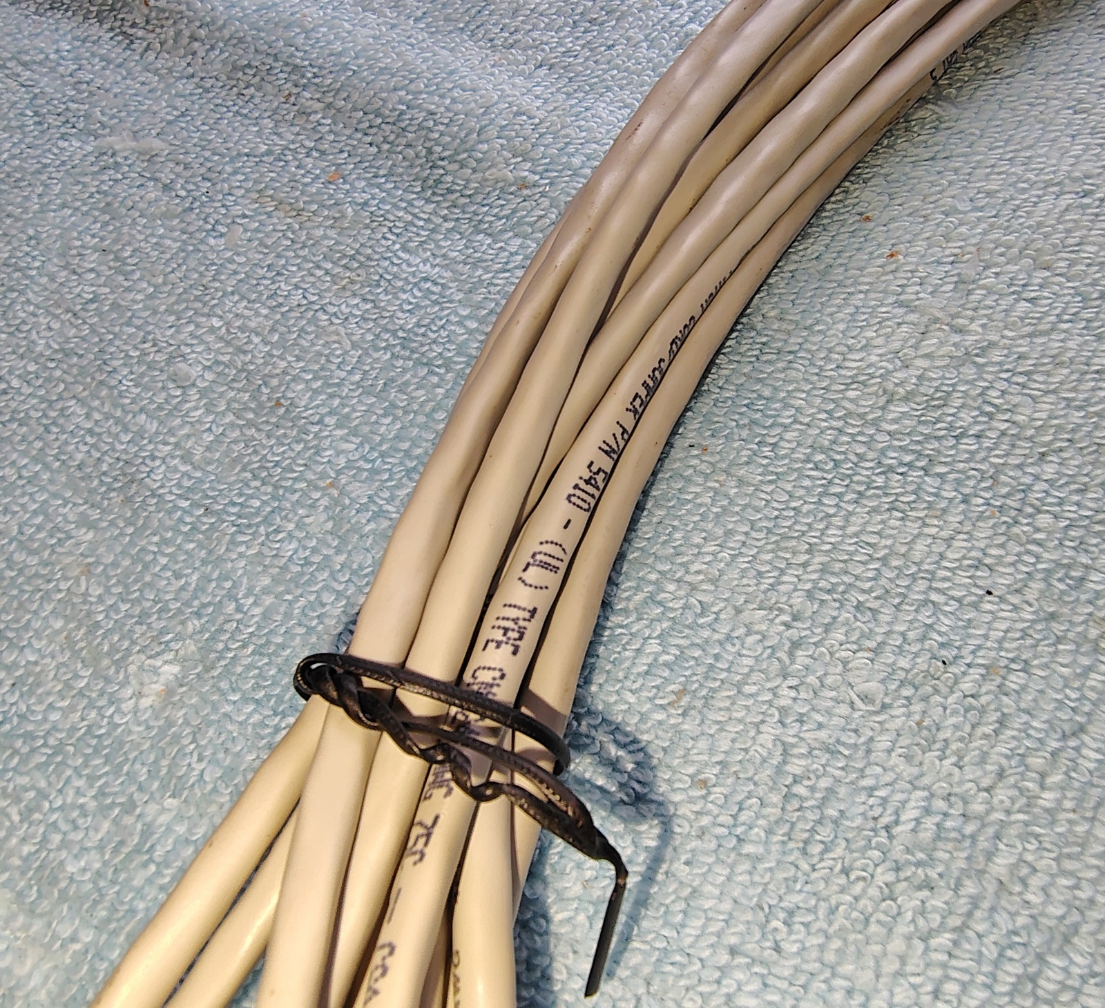 Lot of 13 Grey Gray 2ft 2' Used Cat 5 RJ45 Ethernet Network Patch Cables Cords - Image 4