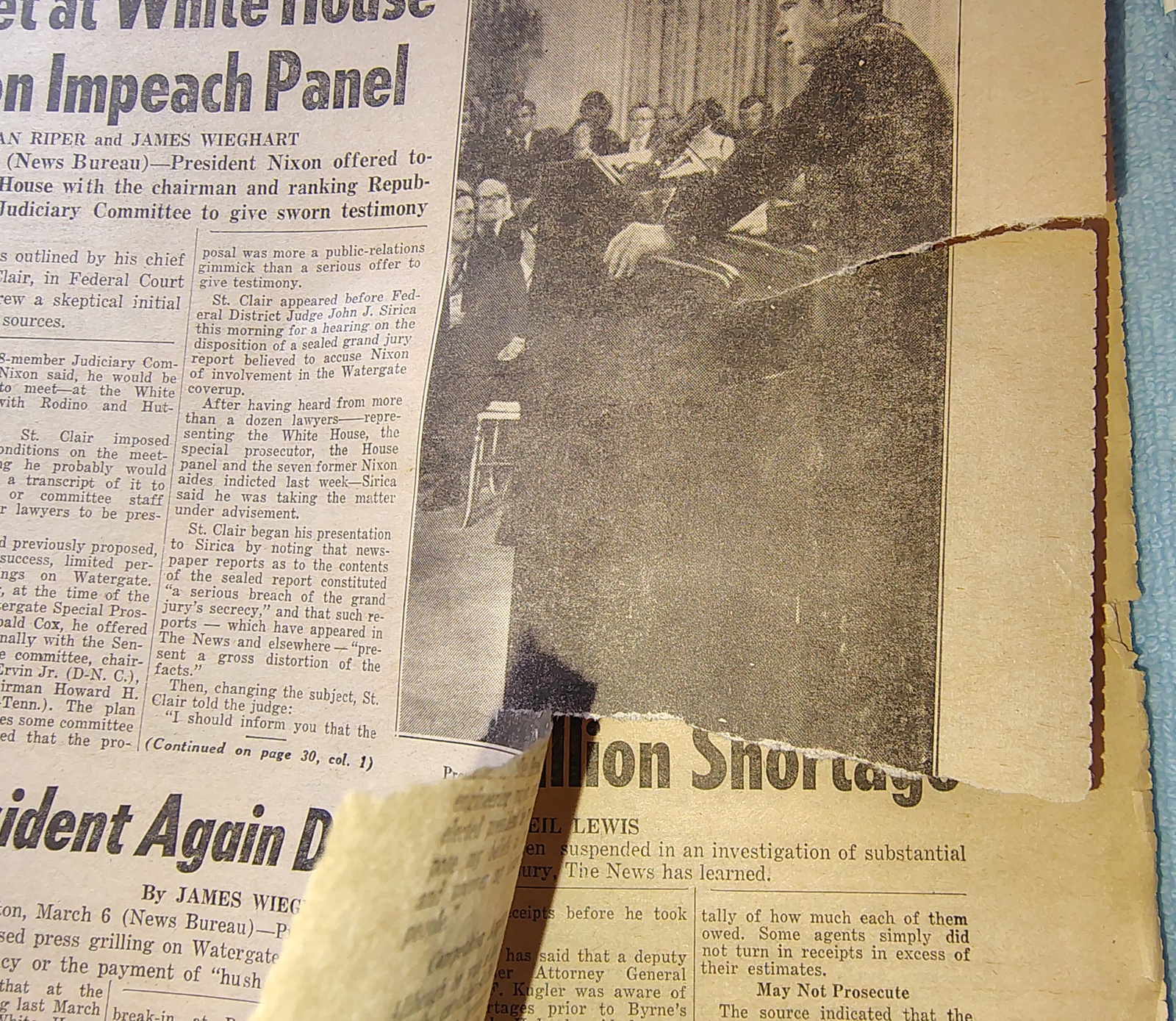 New York Daily News 7 March 1974 President Nixon Denies Hush Money Rangers Hawks - Image 6