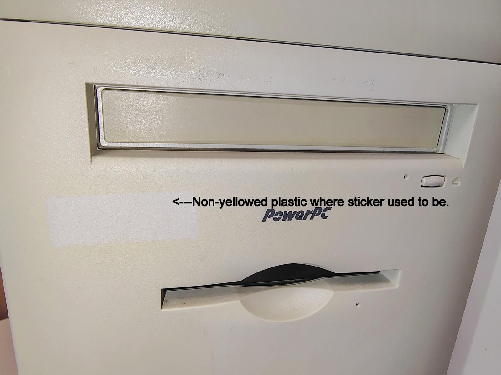 Apple Power Macintosh Performa 6400/180 180MHz PowerPC 603e 32M RAM 4.3GHDD 1996 - Image 4