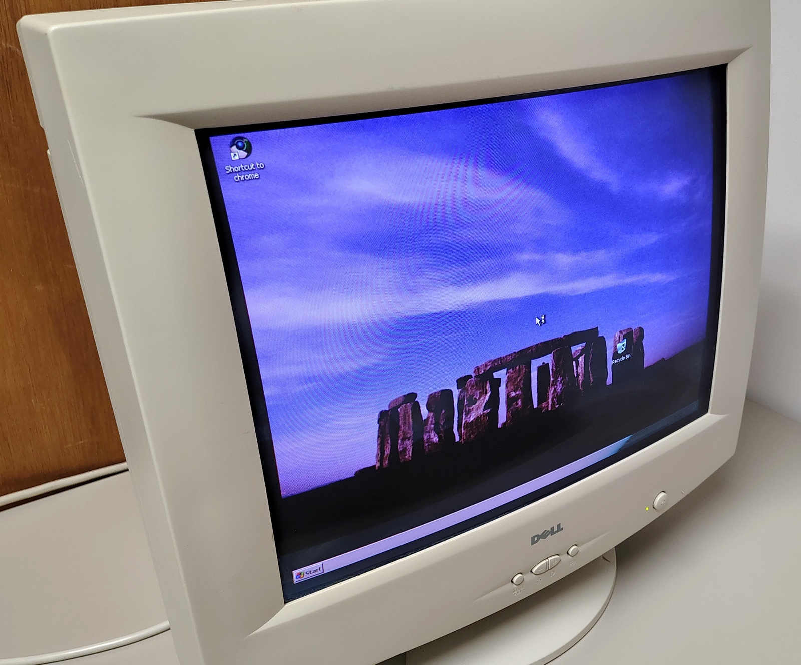 Vintage Dell M780 CRT Monitor 17" VGA Beige – Tested Working (1999) – Retro Gaming / XP