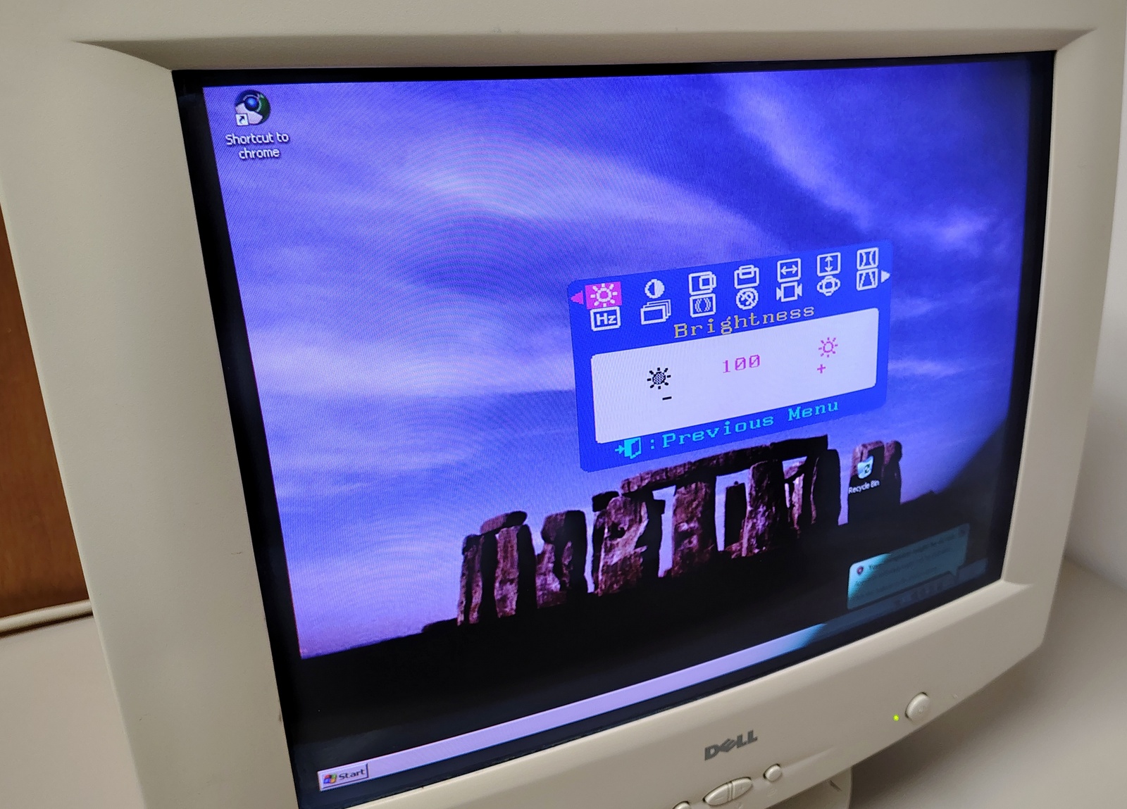 Vintage Dell M780 CRT Monitor 17" VGA Beige – Tested Working (1999) – Retro Gaming / XP - Image 3